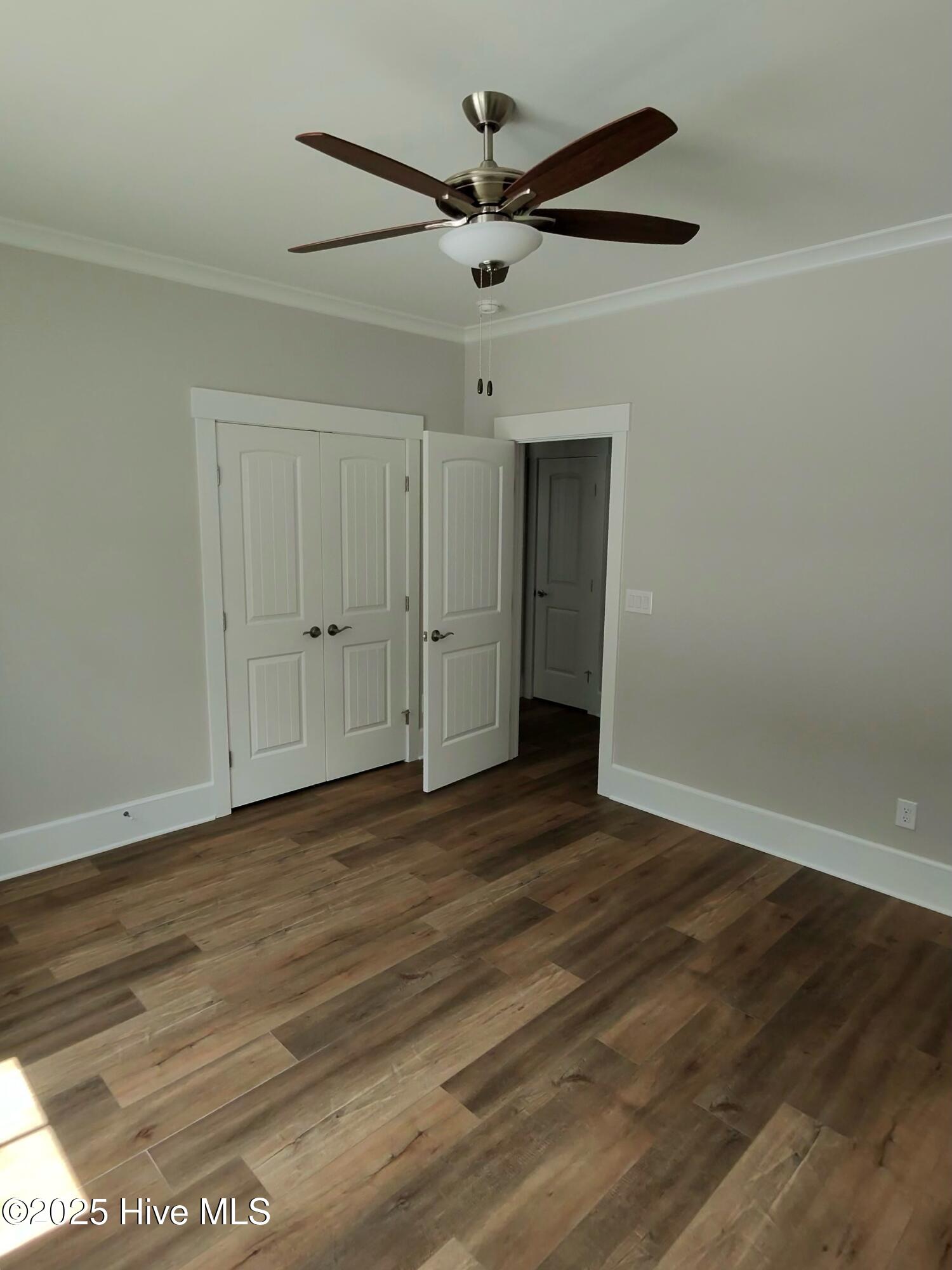 100518312 | Photo 21