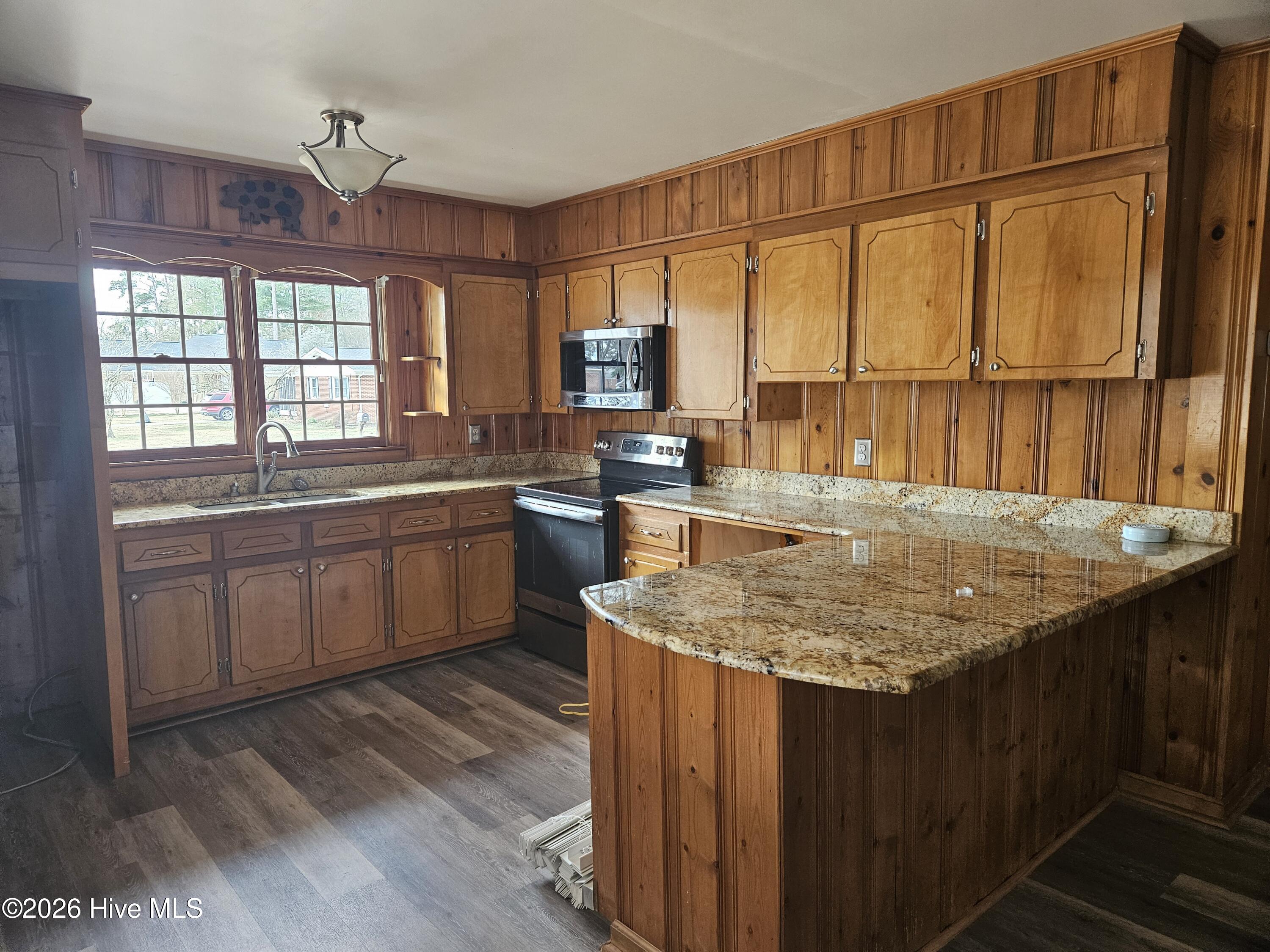 309 Fairfax Street 21