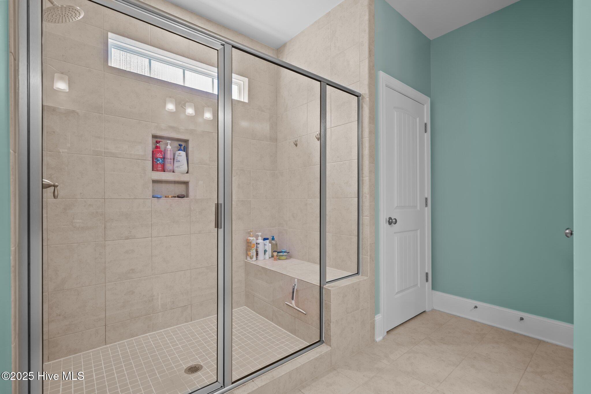 100518036 | Photo 20