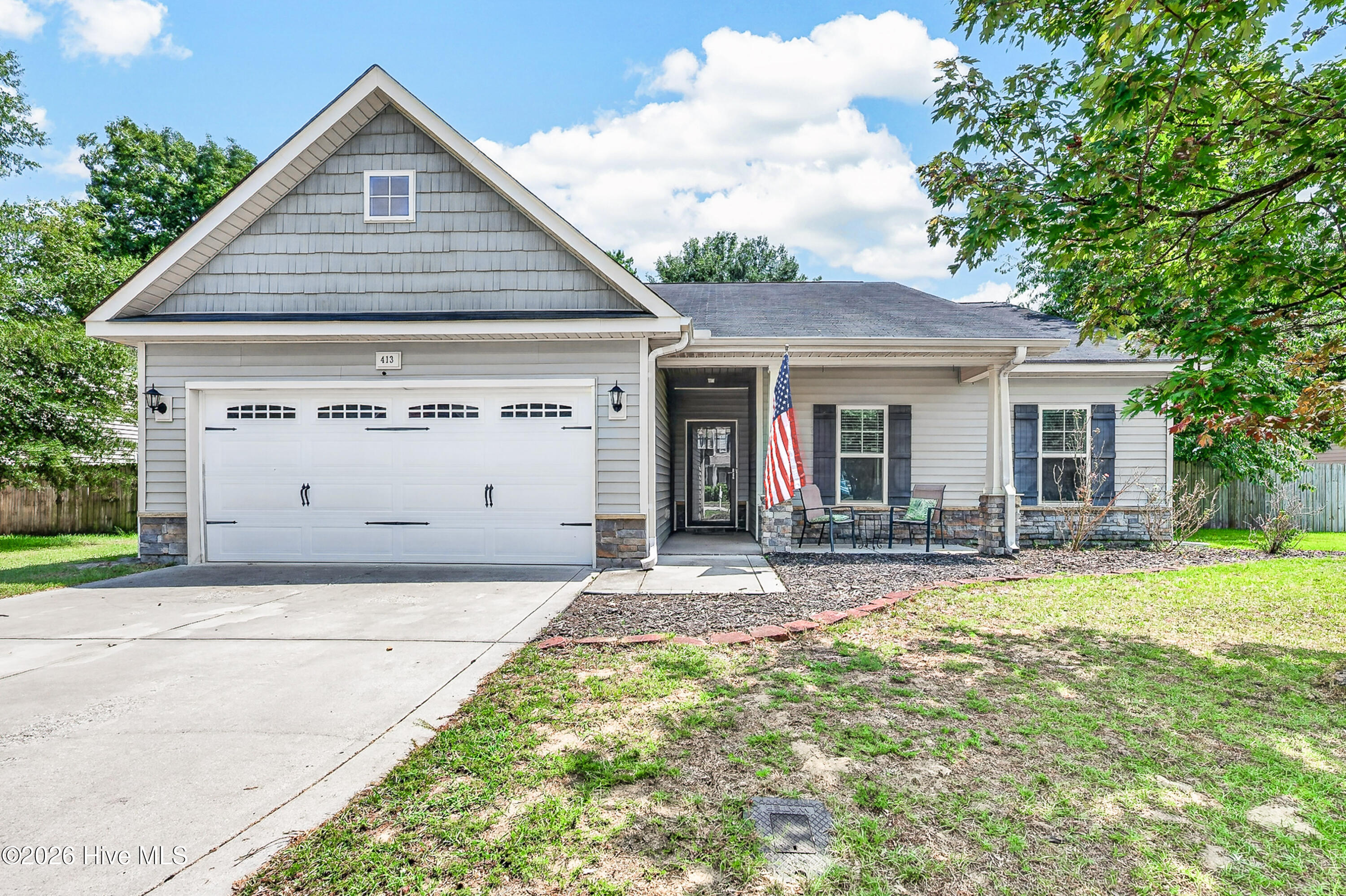 413 Peppermint Drive,Hubert