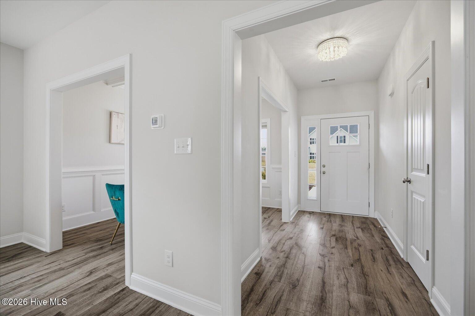 100564779 | Photo 18