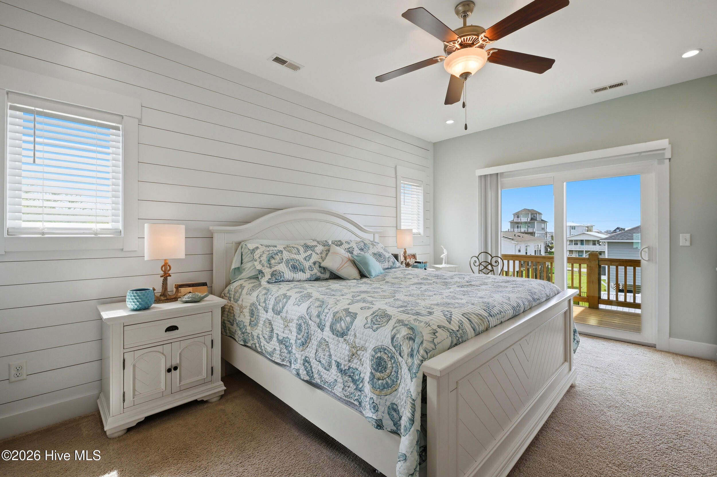 100566113 | Photo 19