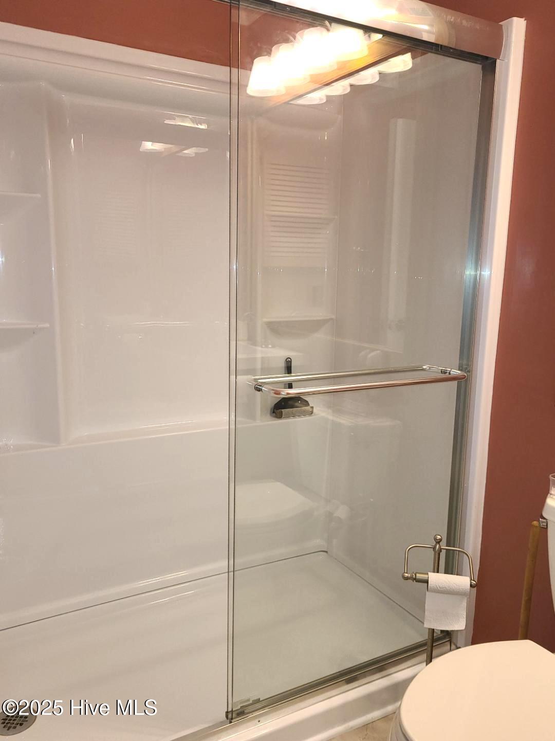 100499294 | Photo 12