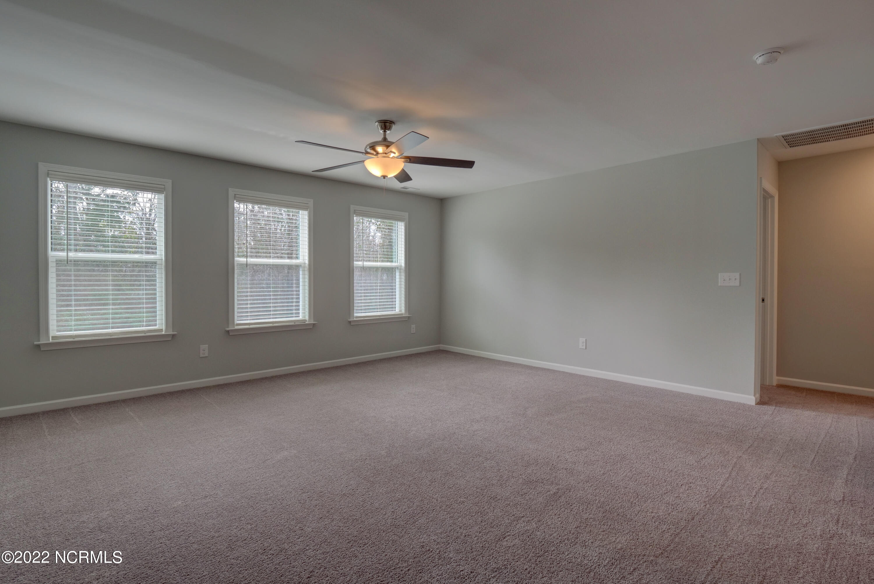 100528514 | Photo 12