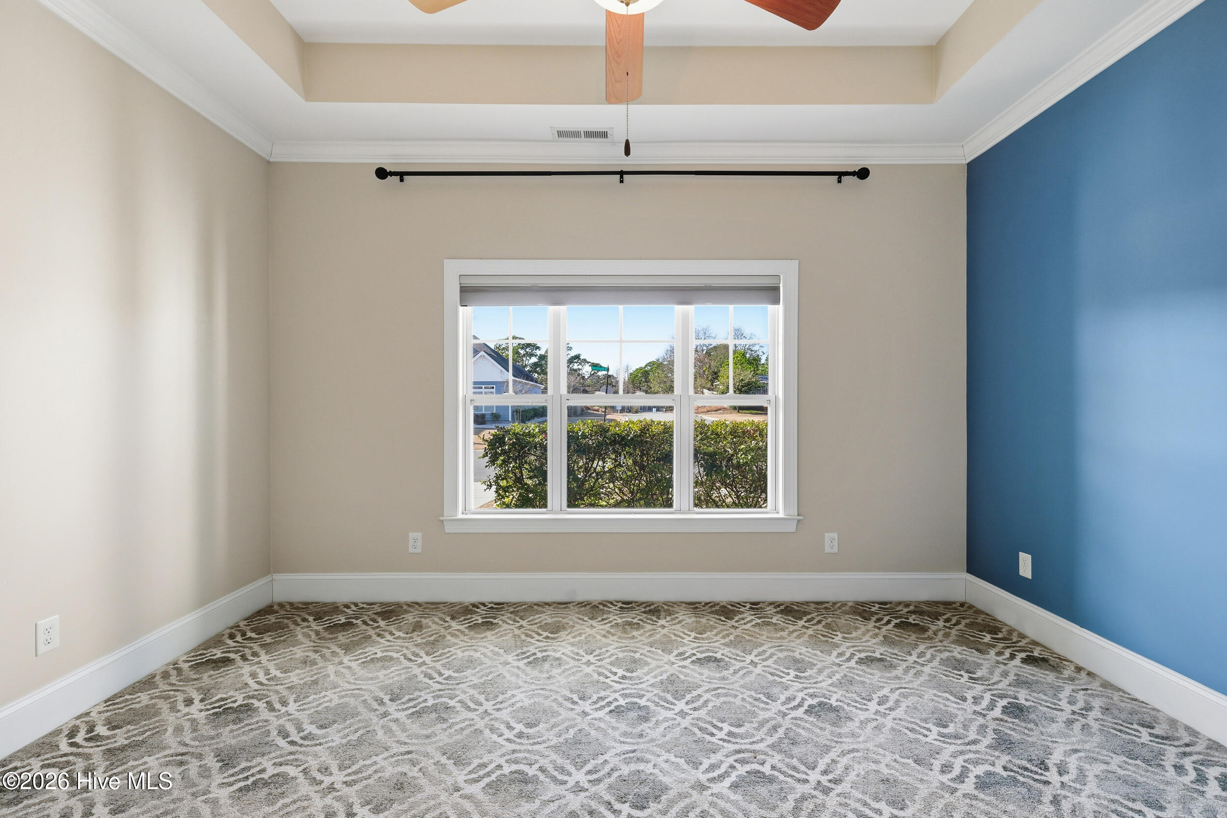 100547998 | Photo 21