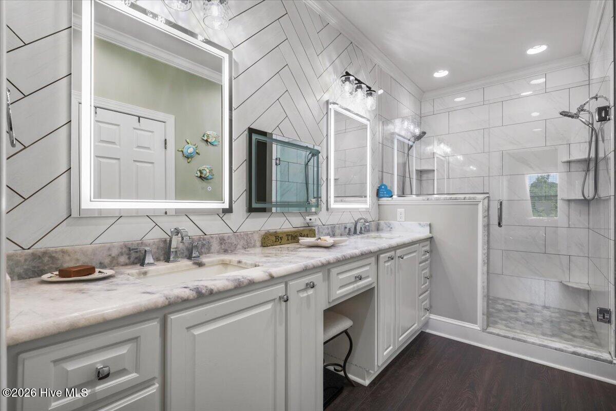 Master Bathroom Double Marble Vanity