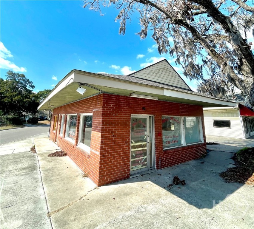 2217 Skidaway Road, Savannah, GA 31404 Listing Photo  1