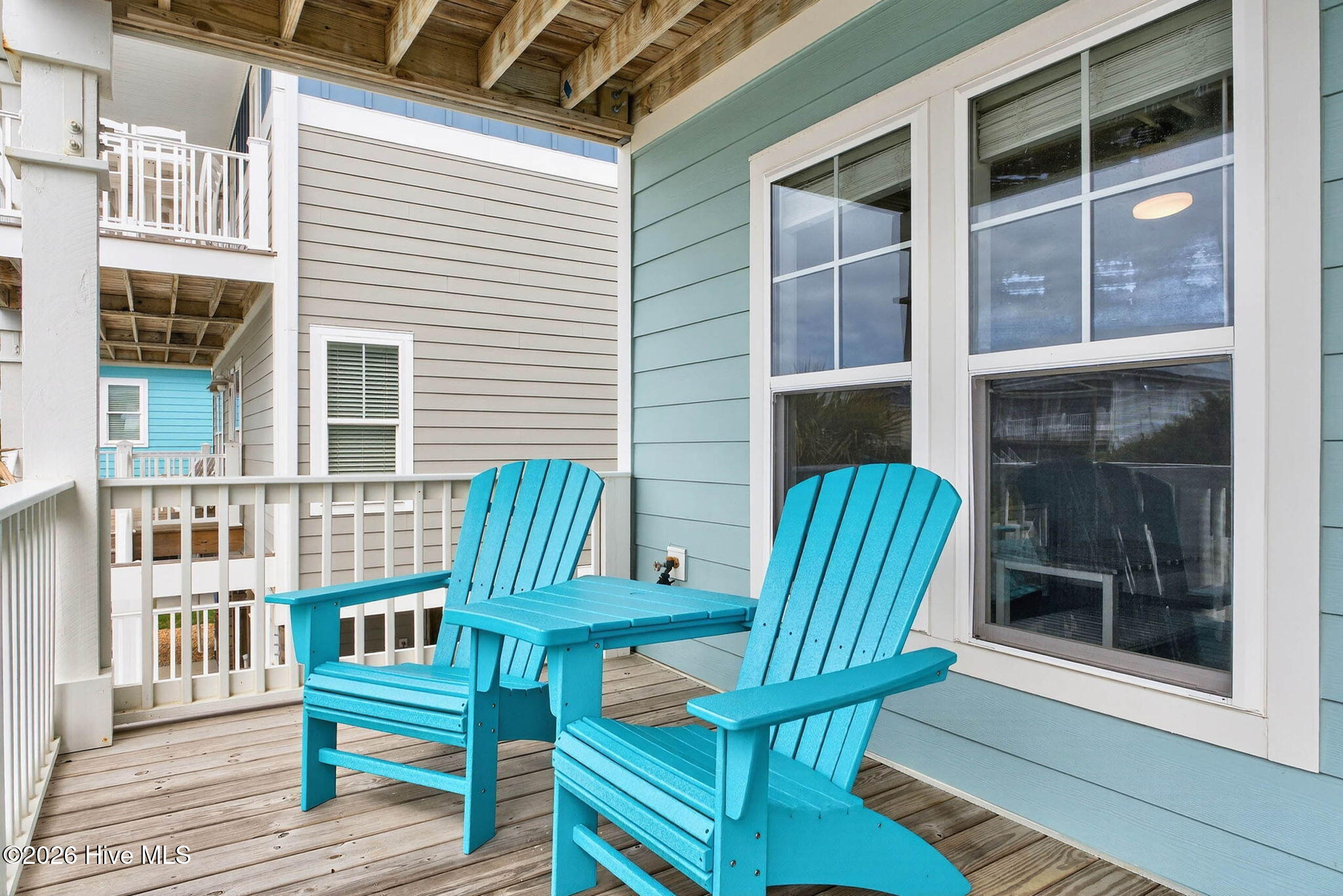 100565518 | Photo 50