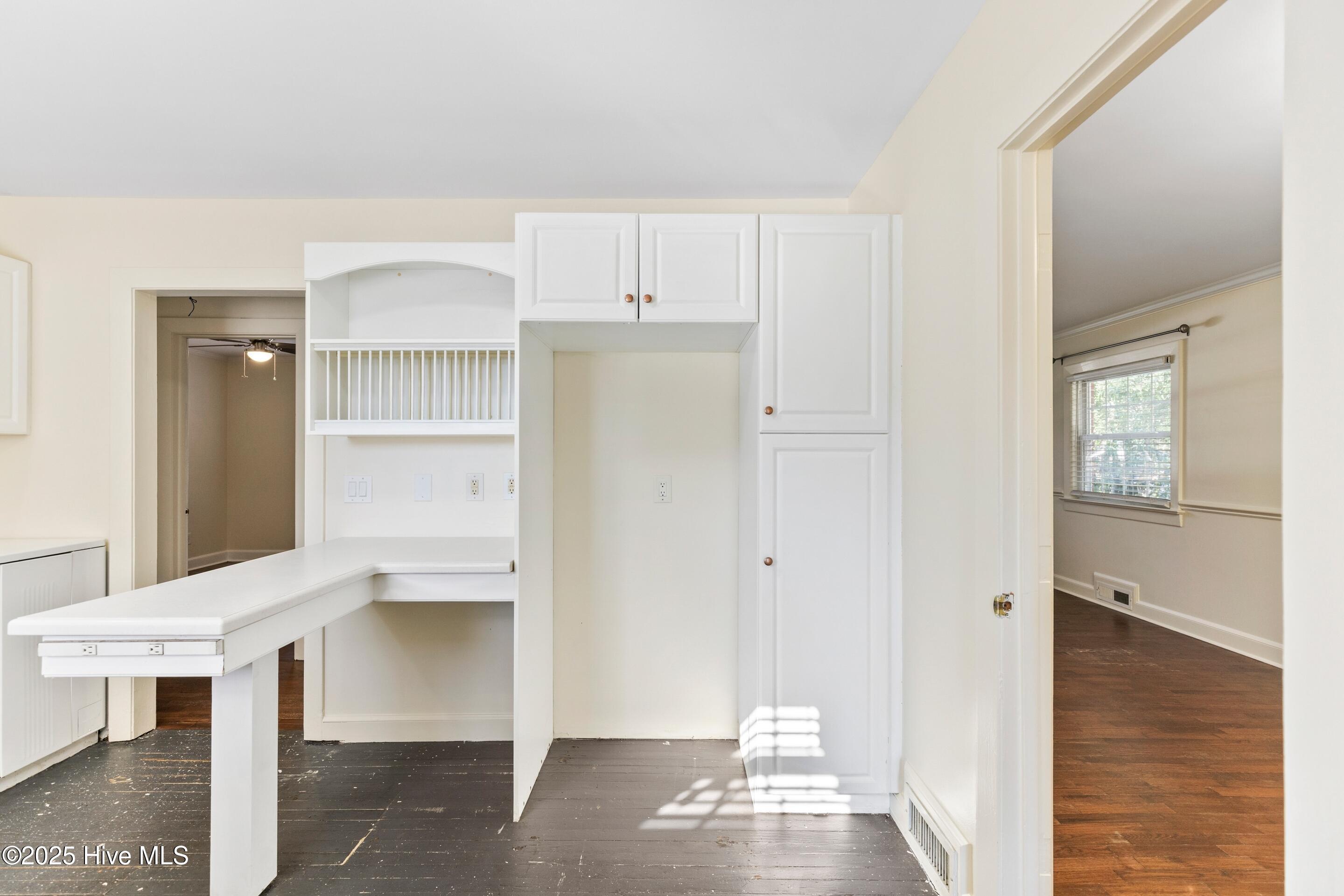 100544928 | Photo 15