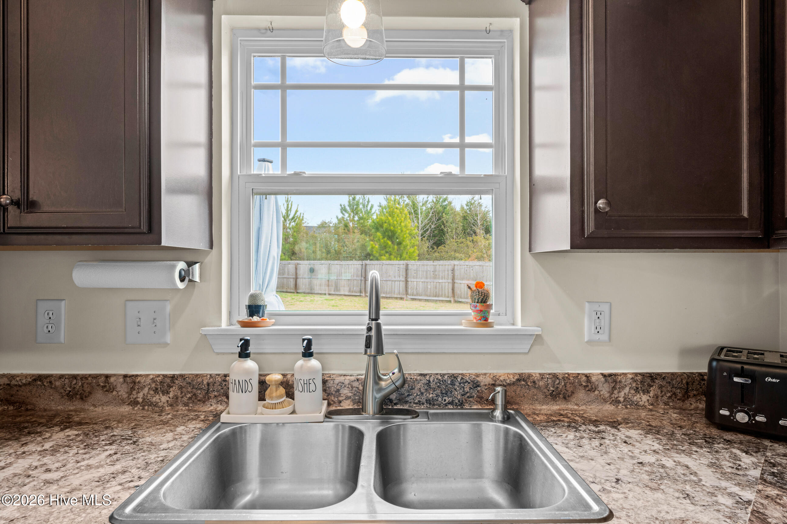 100550878 | Photo 13