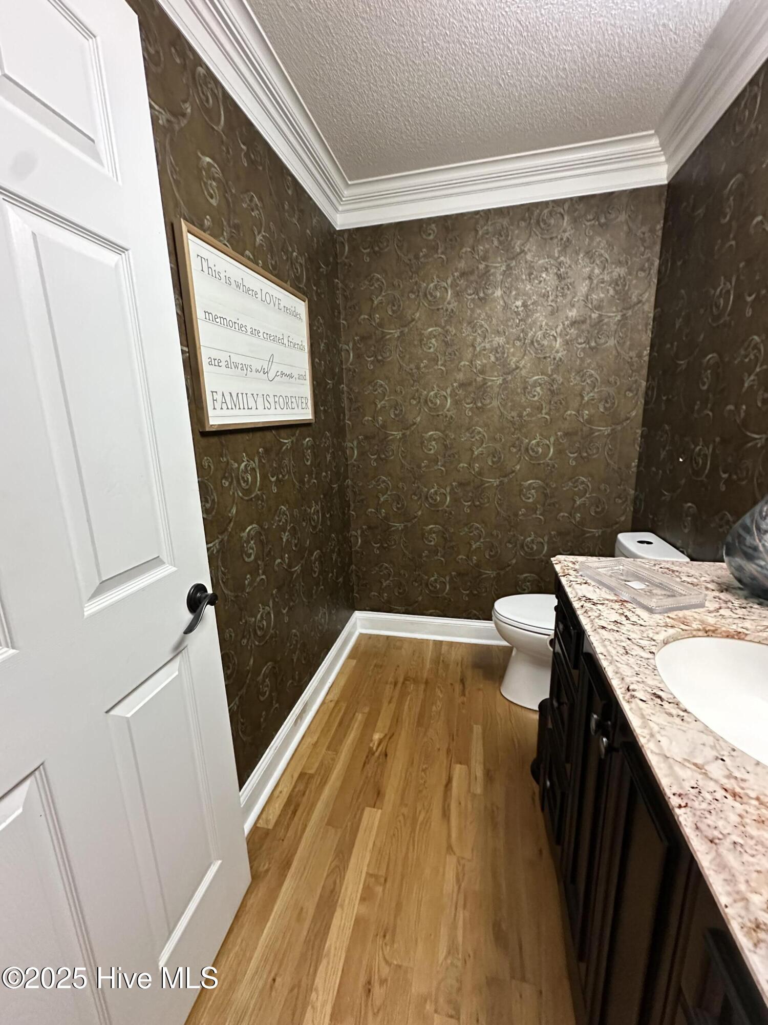 100514130 | Photo 13