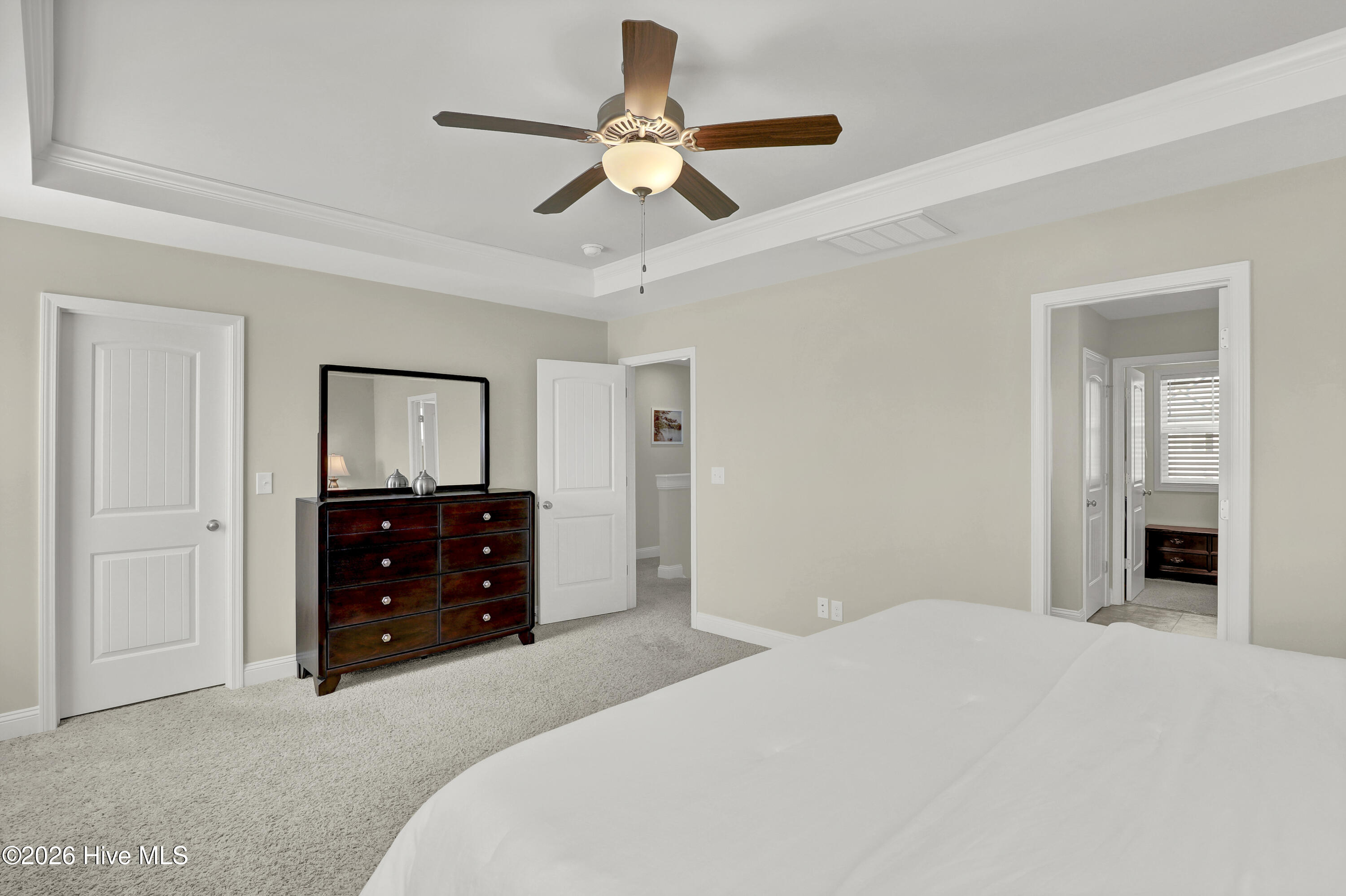 100550912 | Photo 17