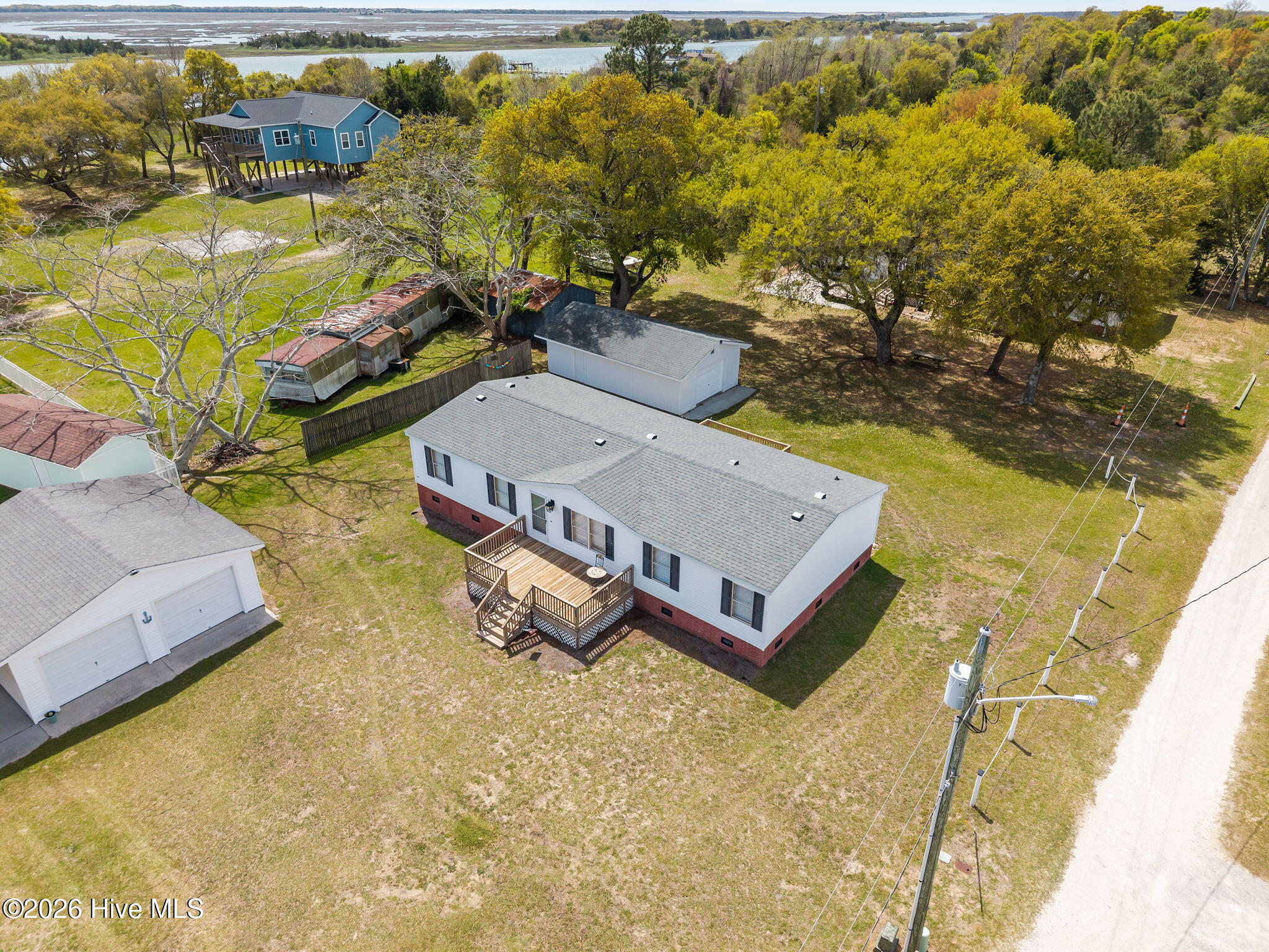 100566757 | Photo 45