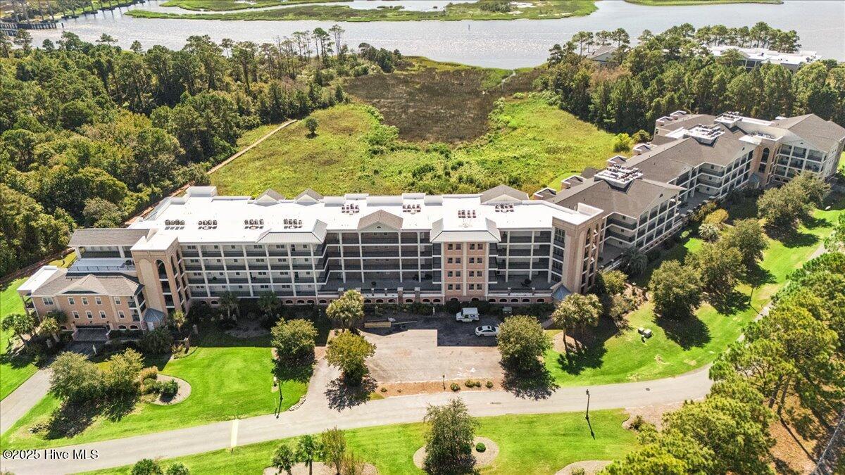 100535448 | Photo 53