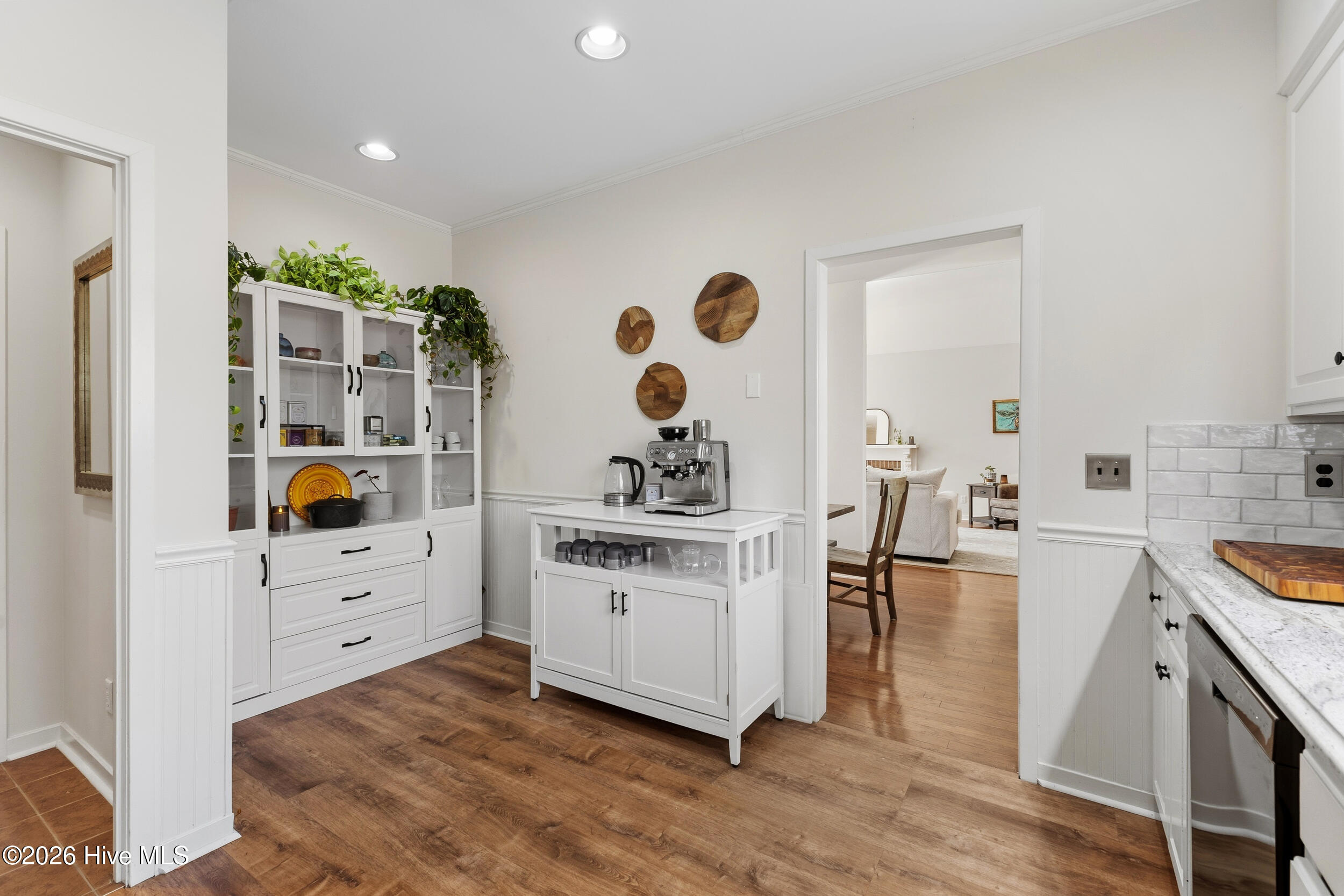 100554124 | Photo 13