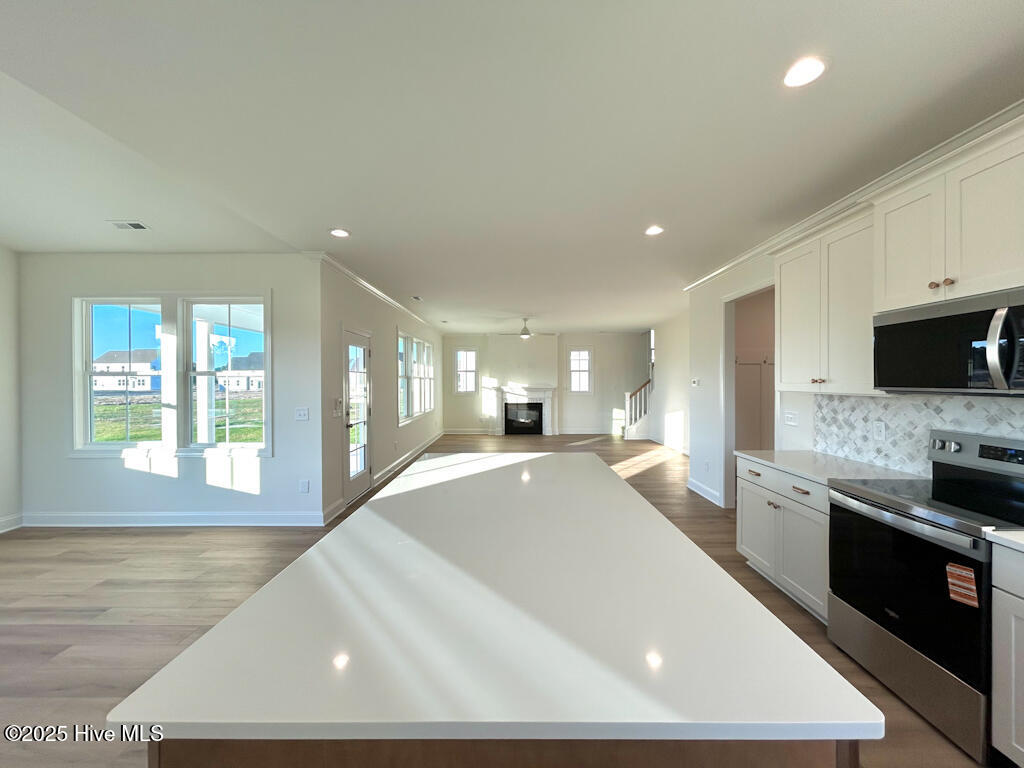 100510089 | Photo 44