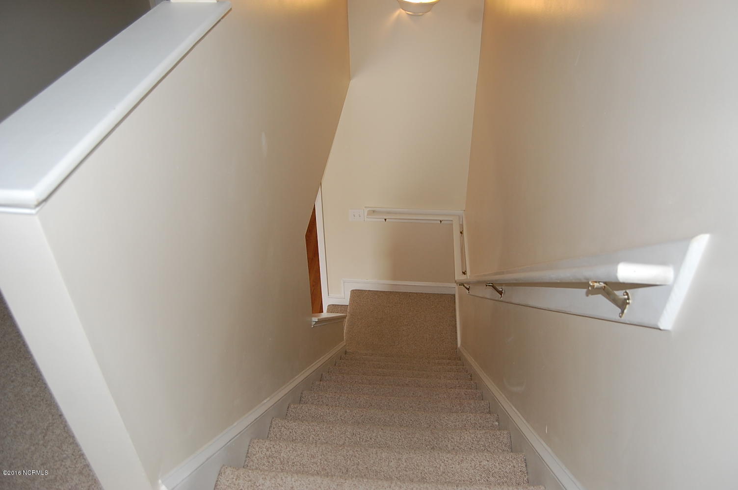 100540456 | Photo 12