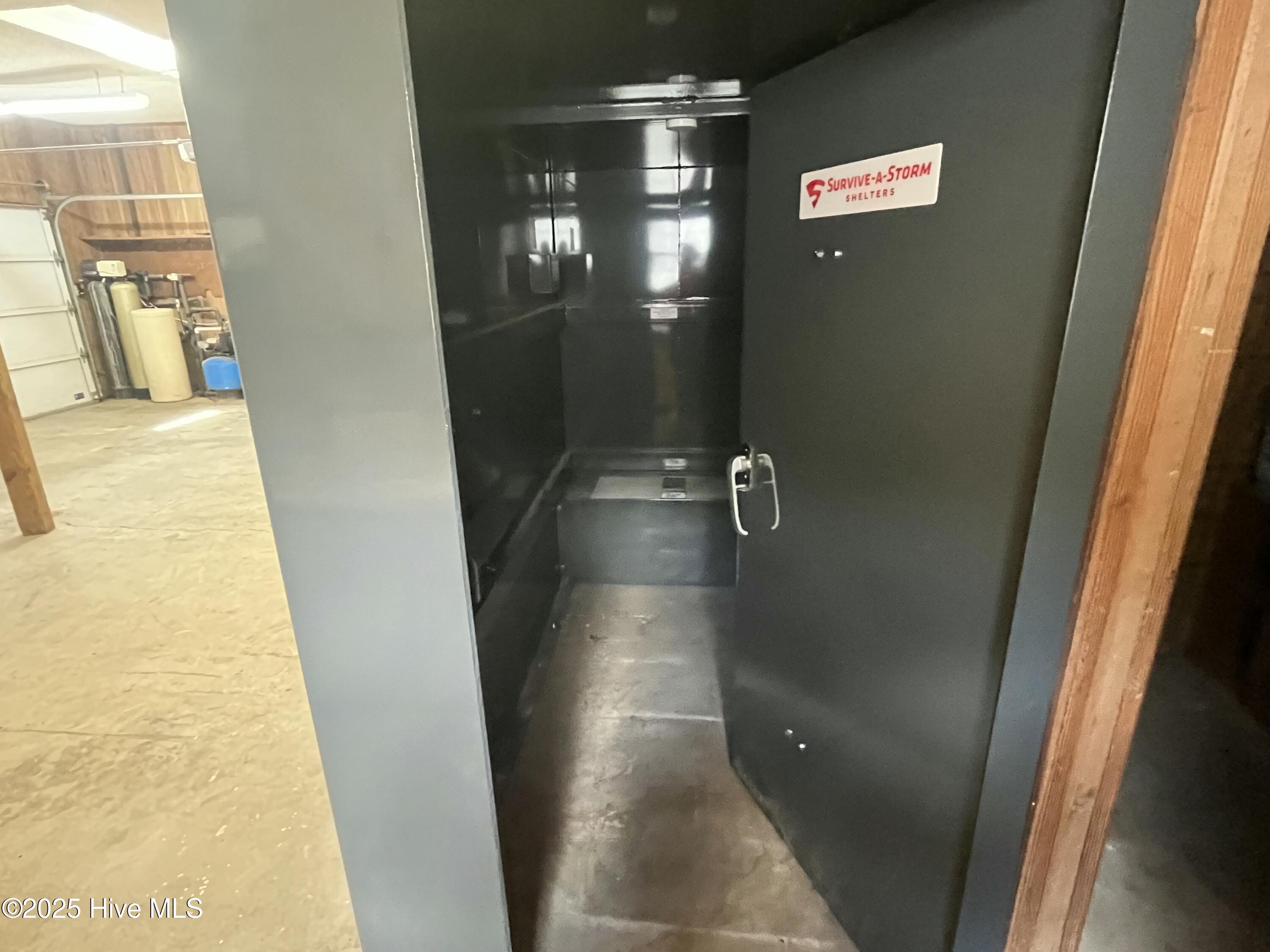 100539839 | Photo 37