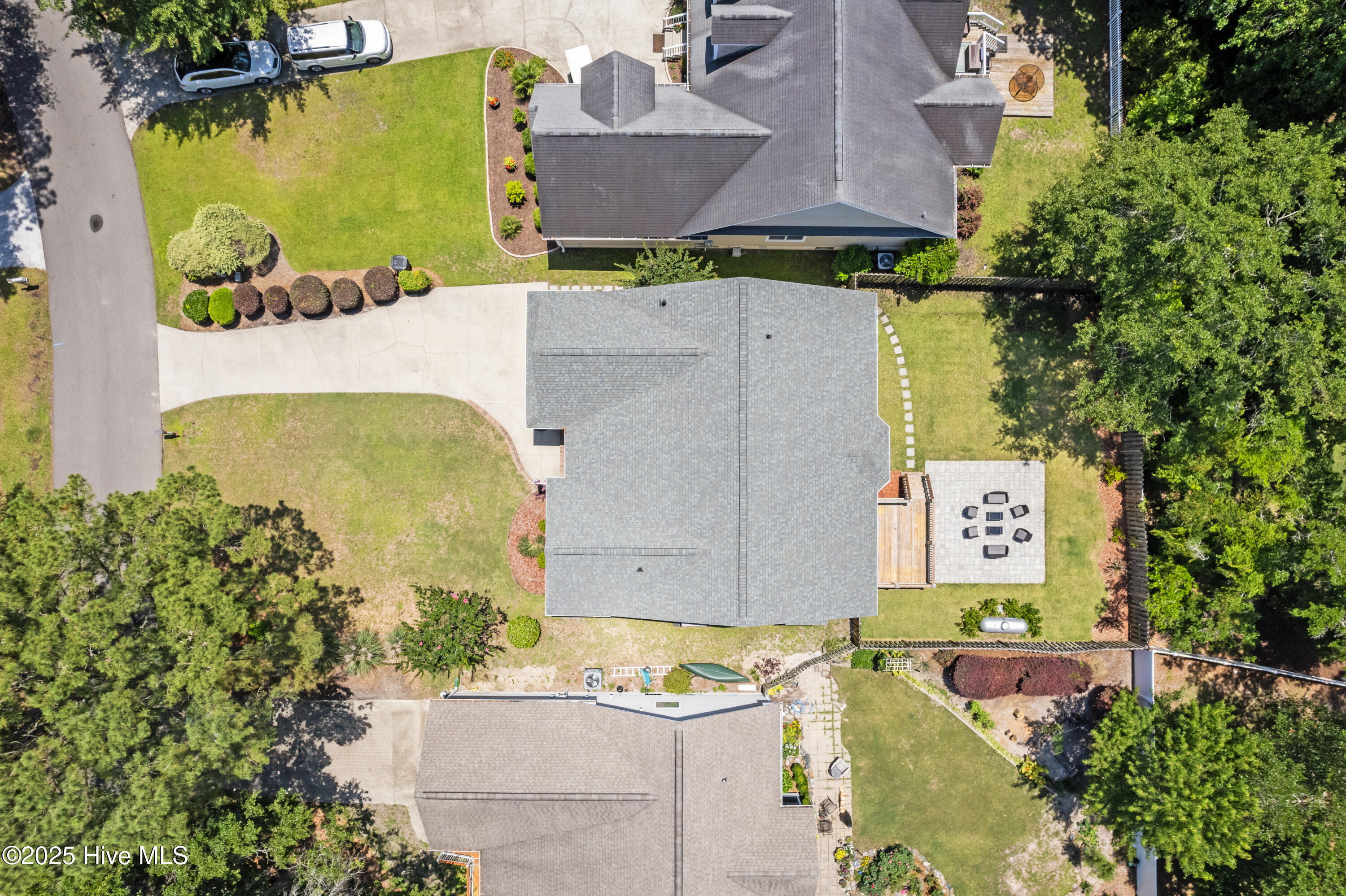 100513652 | Photo 35