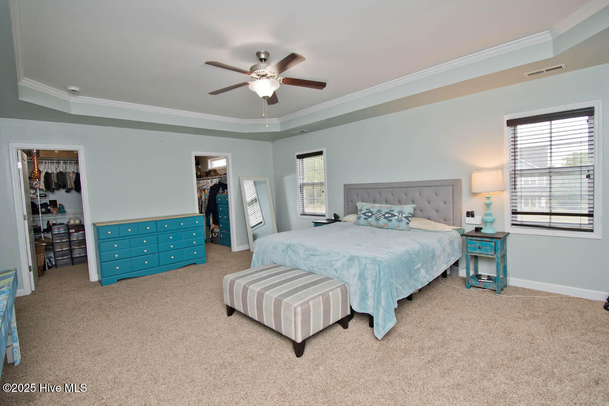 100534279 | Photo 27