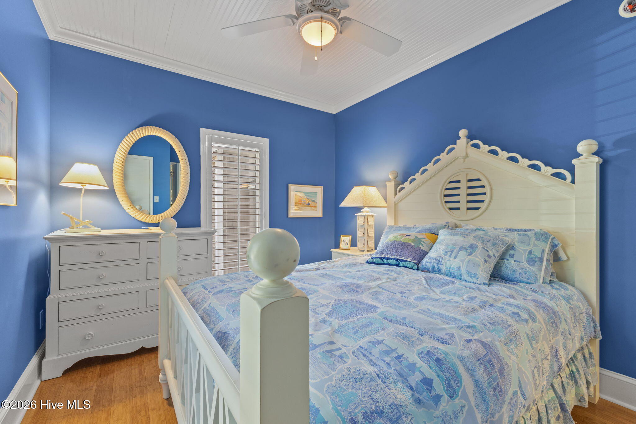 100564648 | Photo 28