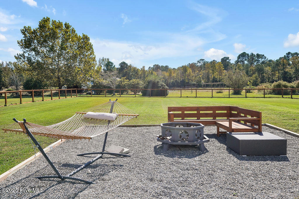 100537845 | Photo 48