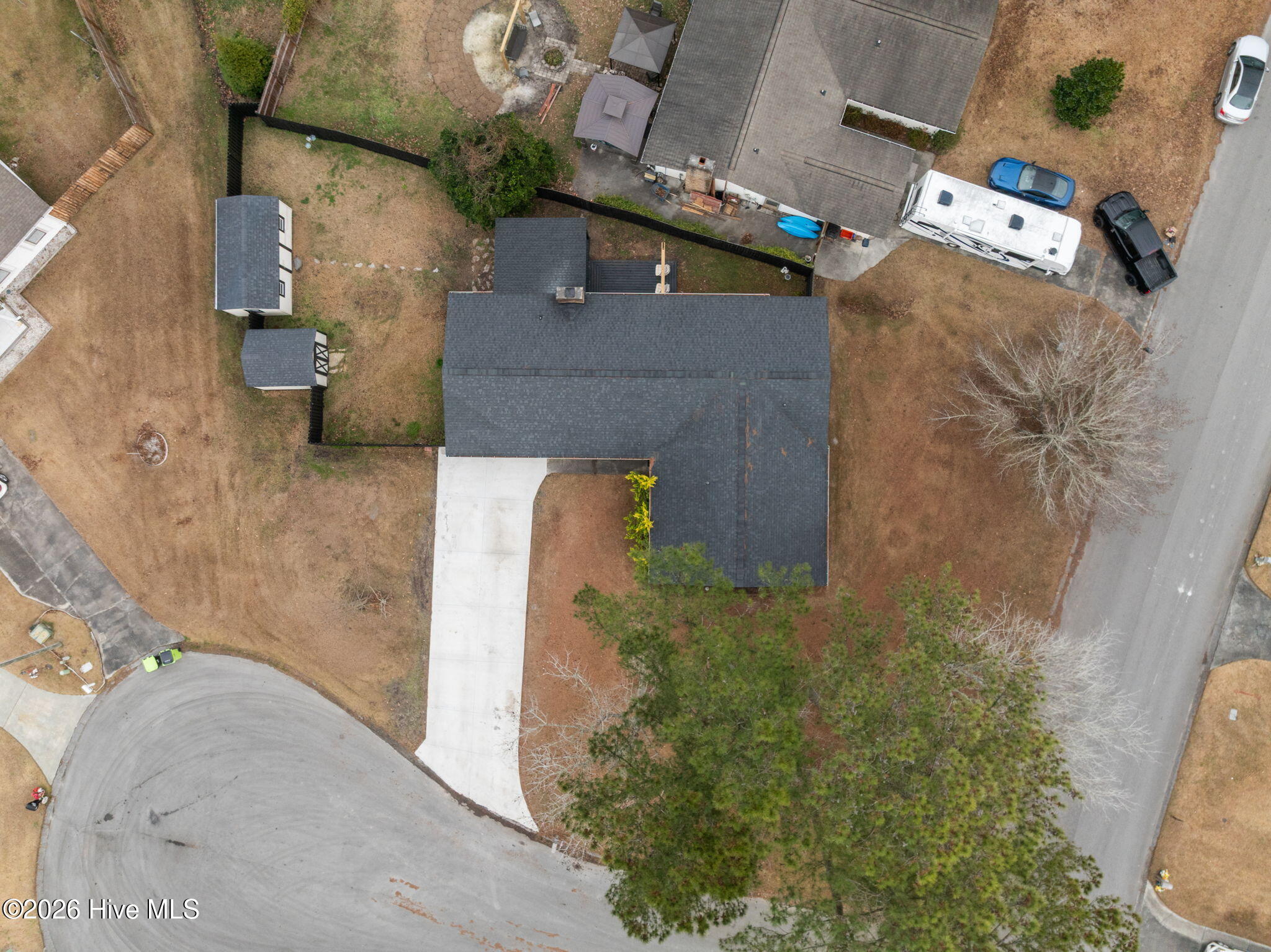 100548393 | Photo 42