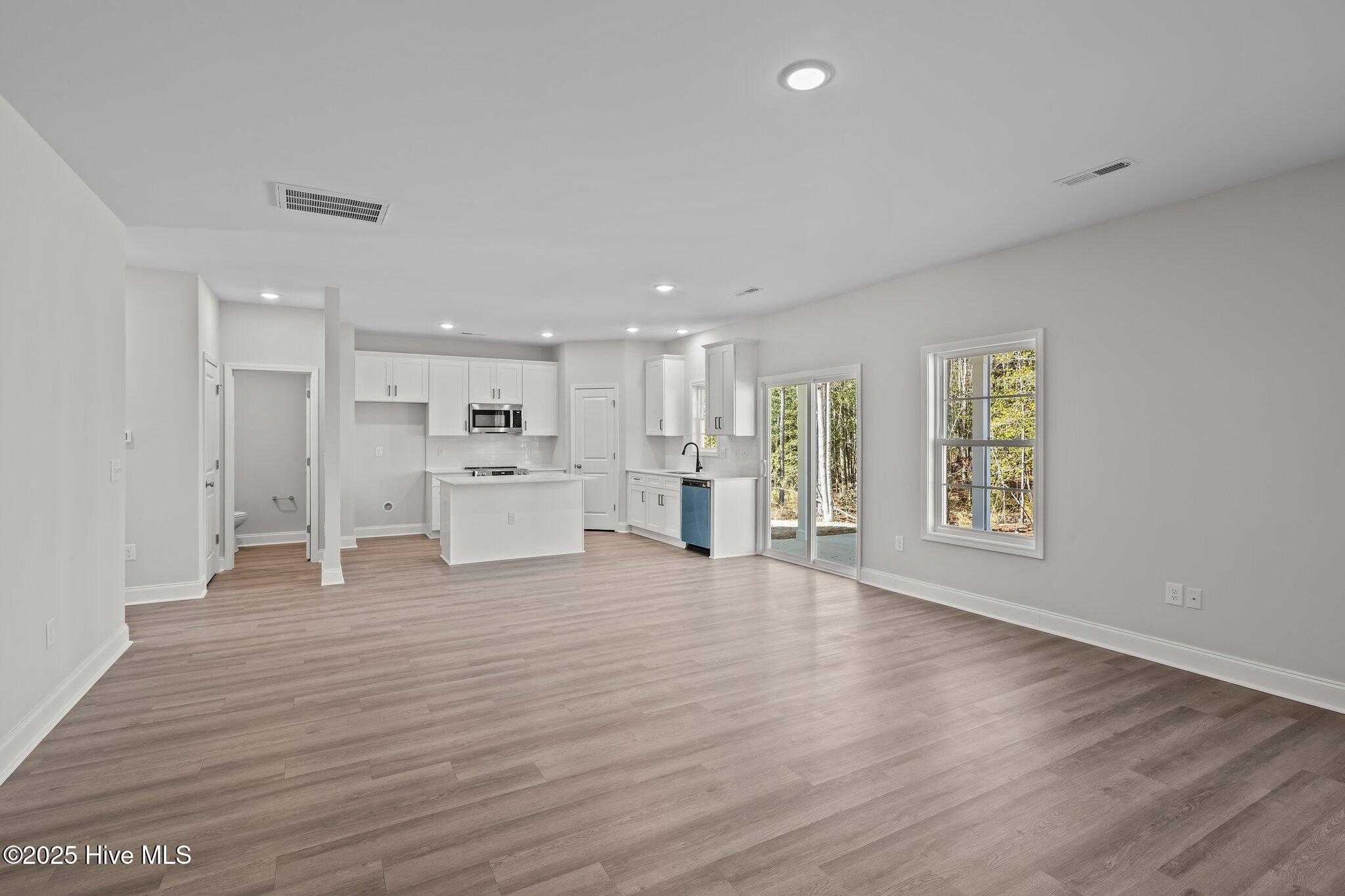 16-web-or-mls-BLS_0033