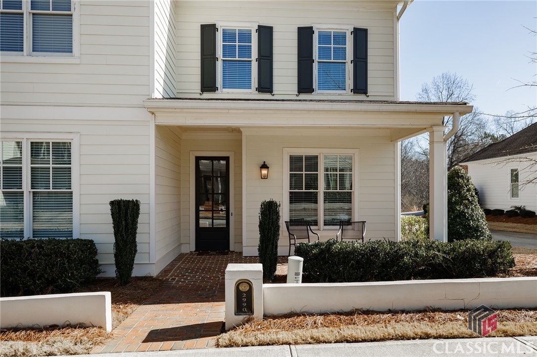 2990 Greenleffe Drive