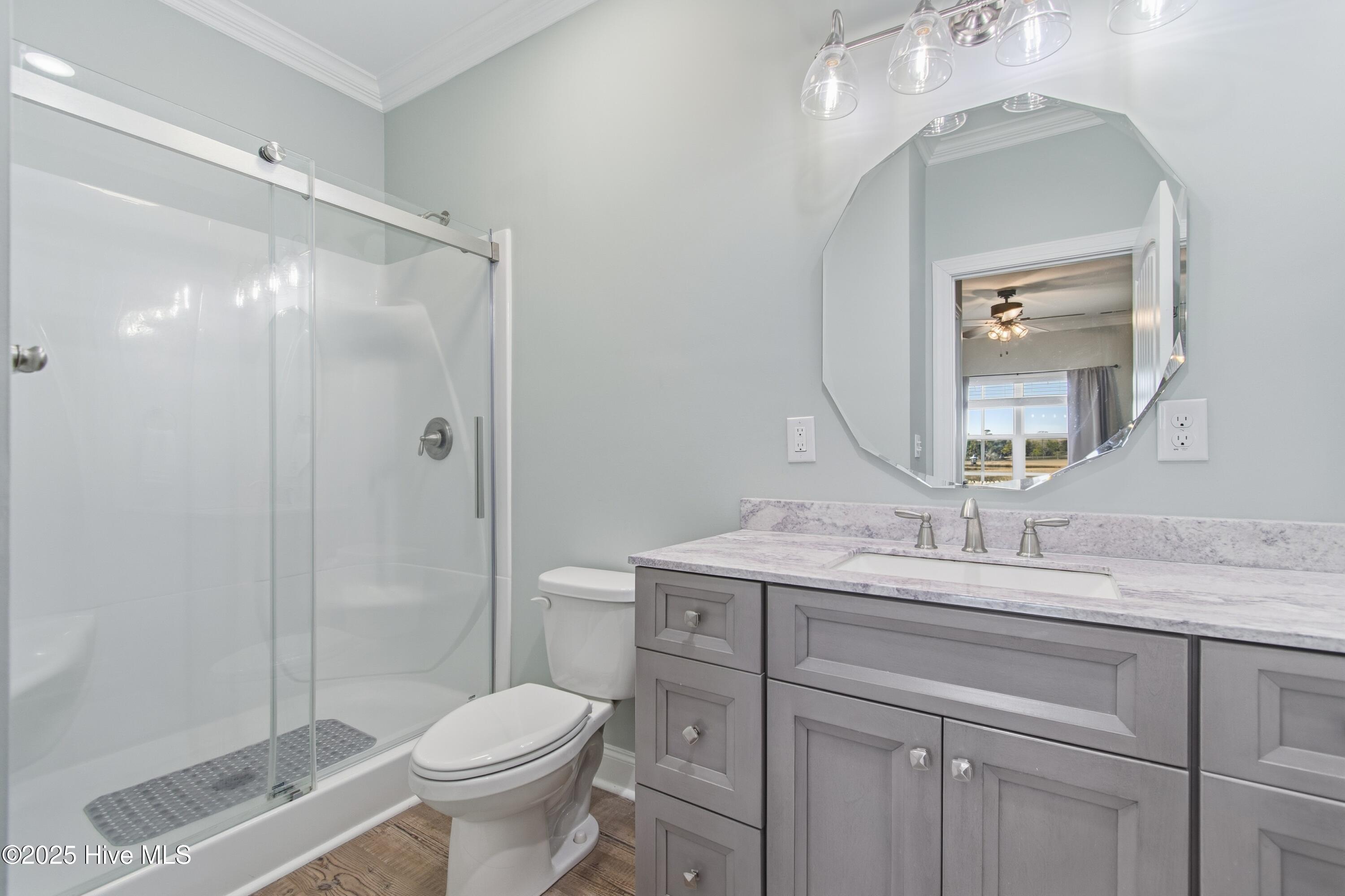 100545993 | Photo 17