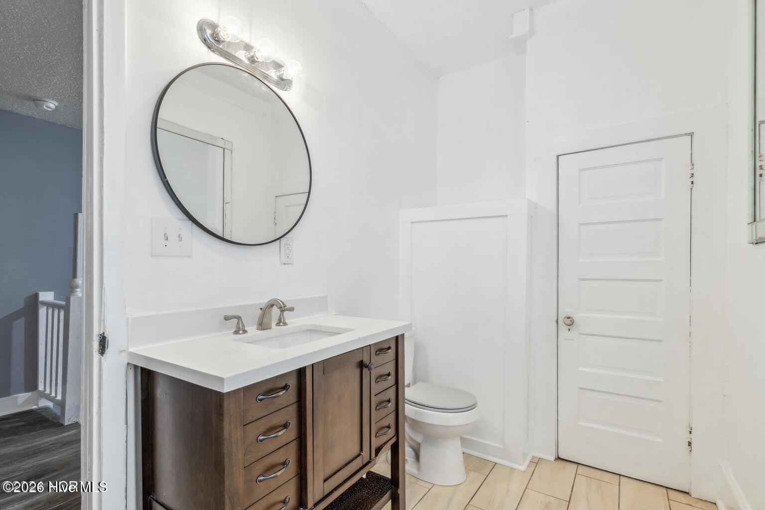 100555936 | Photo 21