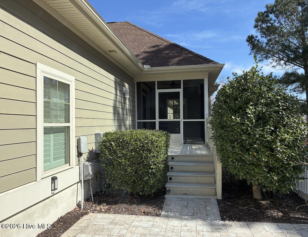 100559785 | Photo 23