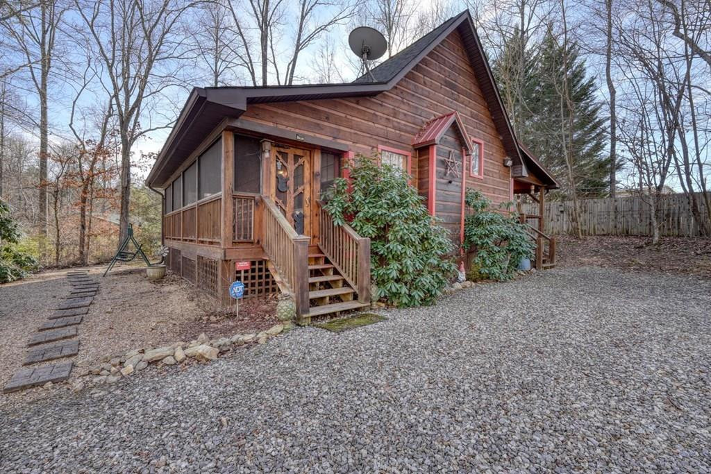 1852 Highway 325, Blairsville, Georgia, 2 Bedrooms Bedrooms, 6 Rooms Rooms,2 BathroomsBathrooms,For sale,Highway 325,98525358 1852 Highway 325, Blairsville, Georgia, 2 Bedrooms Bedrooms, 6 Rooms Rooms,2 BathroomsBathrooms,For sale,Highway 325,98525358