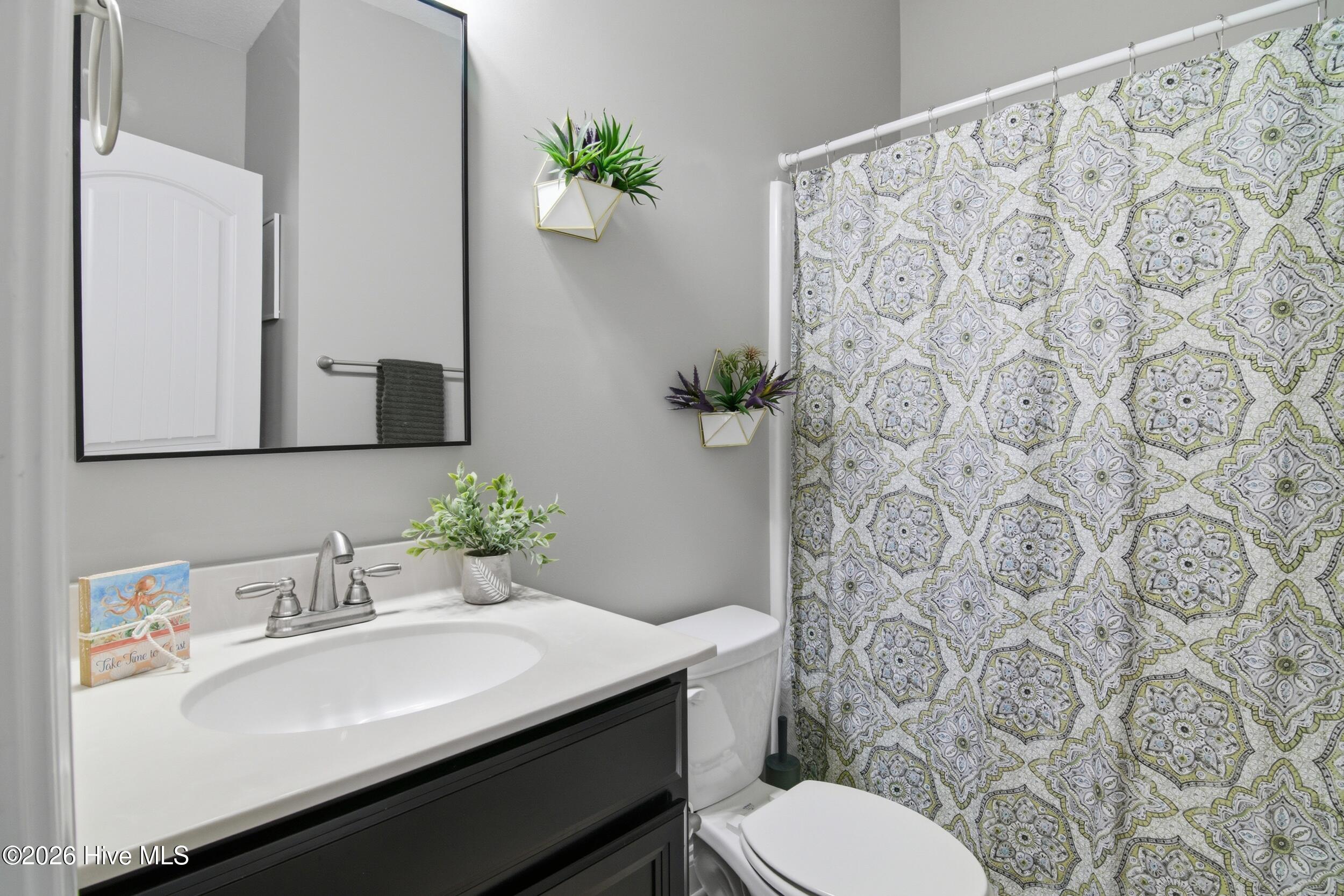 100552695 | Photo 14