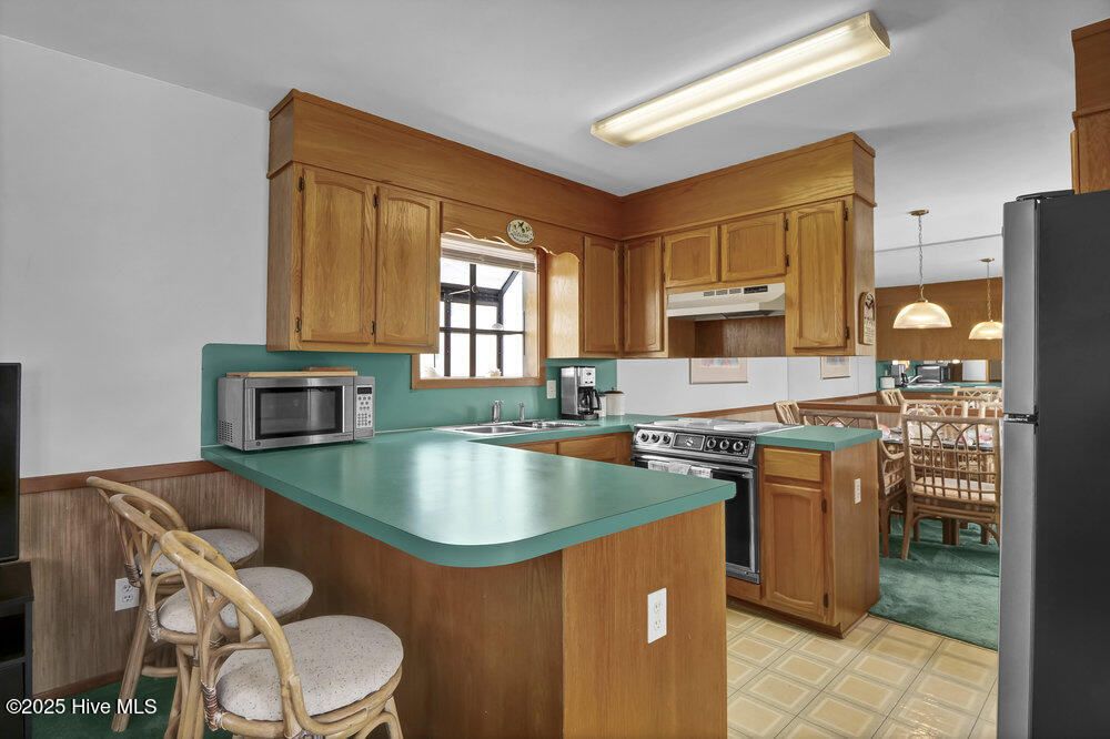 308 N Shore Drive E, Sunset Beach, NC 28468 – photo 12: Kitchen
