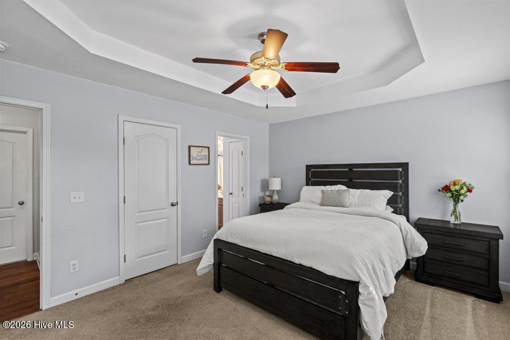 100555022 | Photo 22