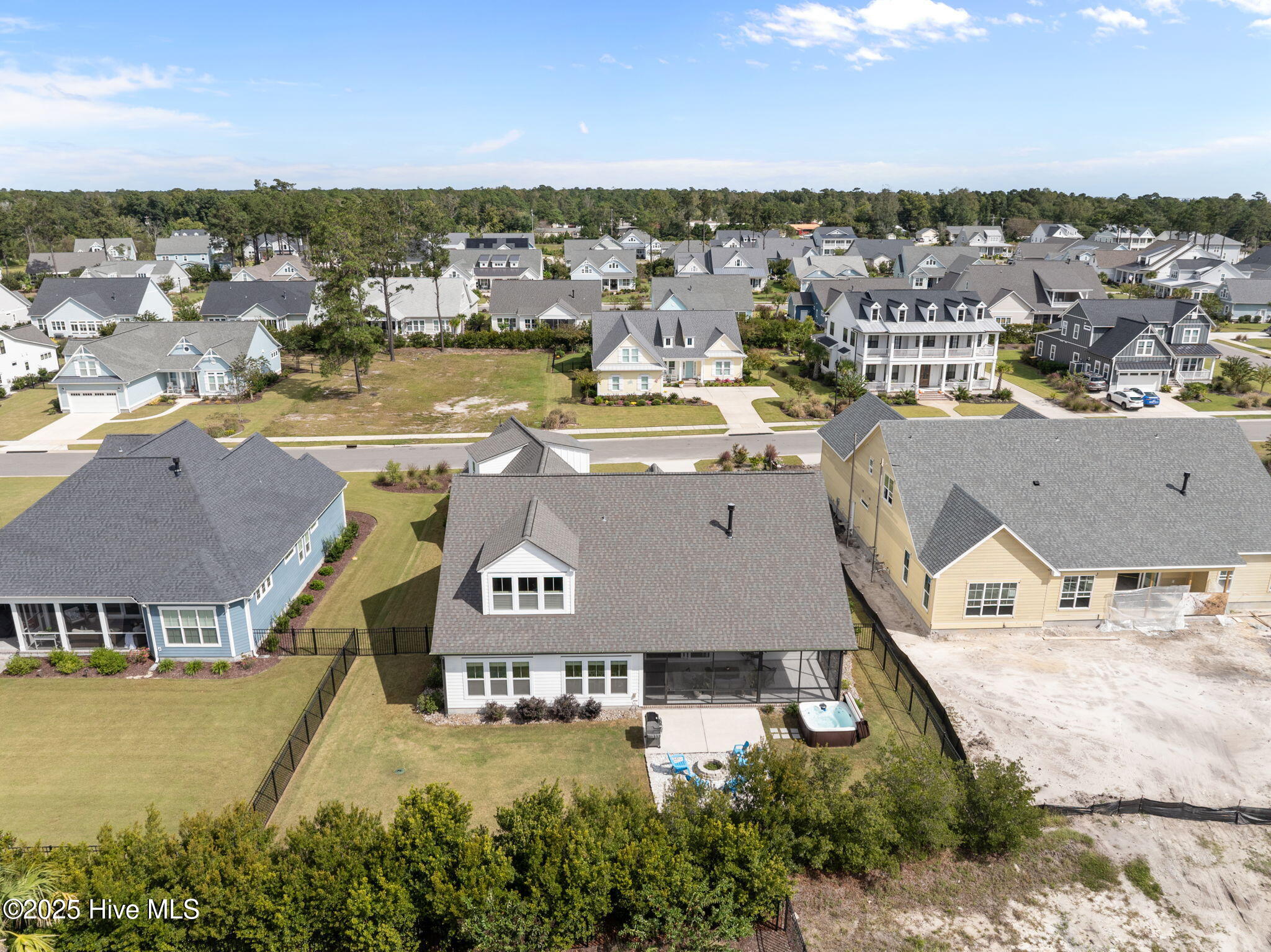 100536162 | Photo 83