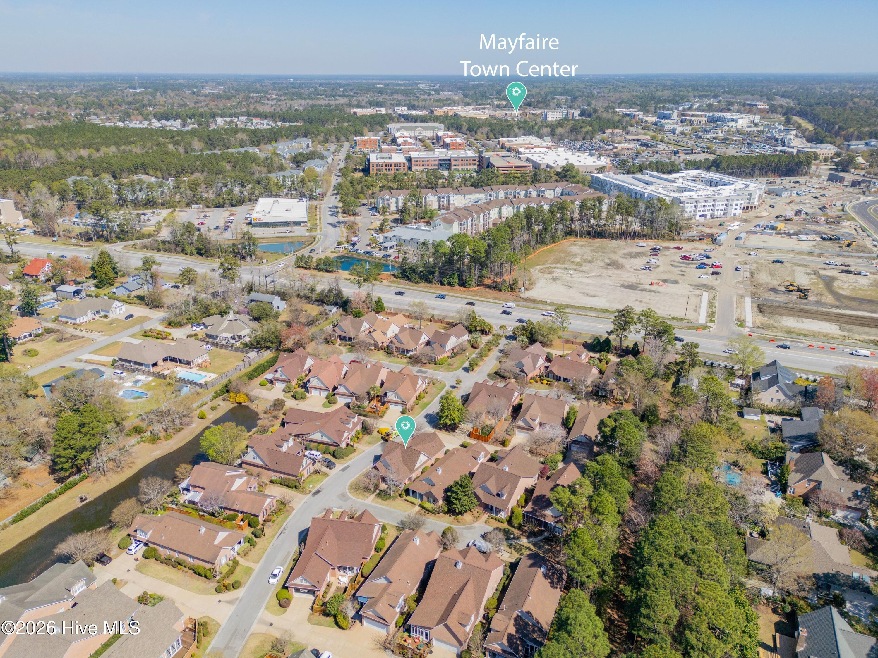 100561367 | Photo 31