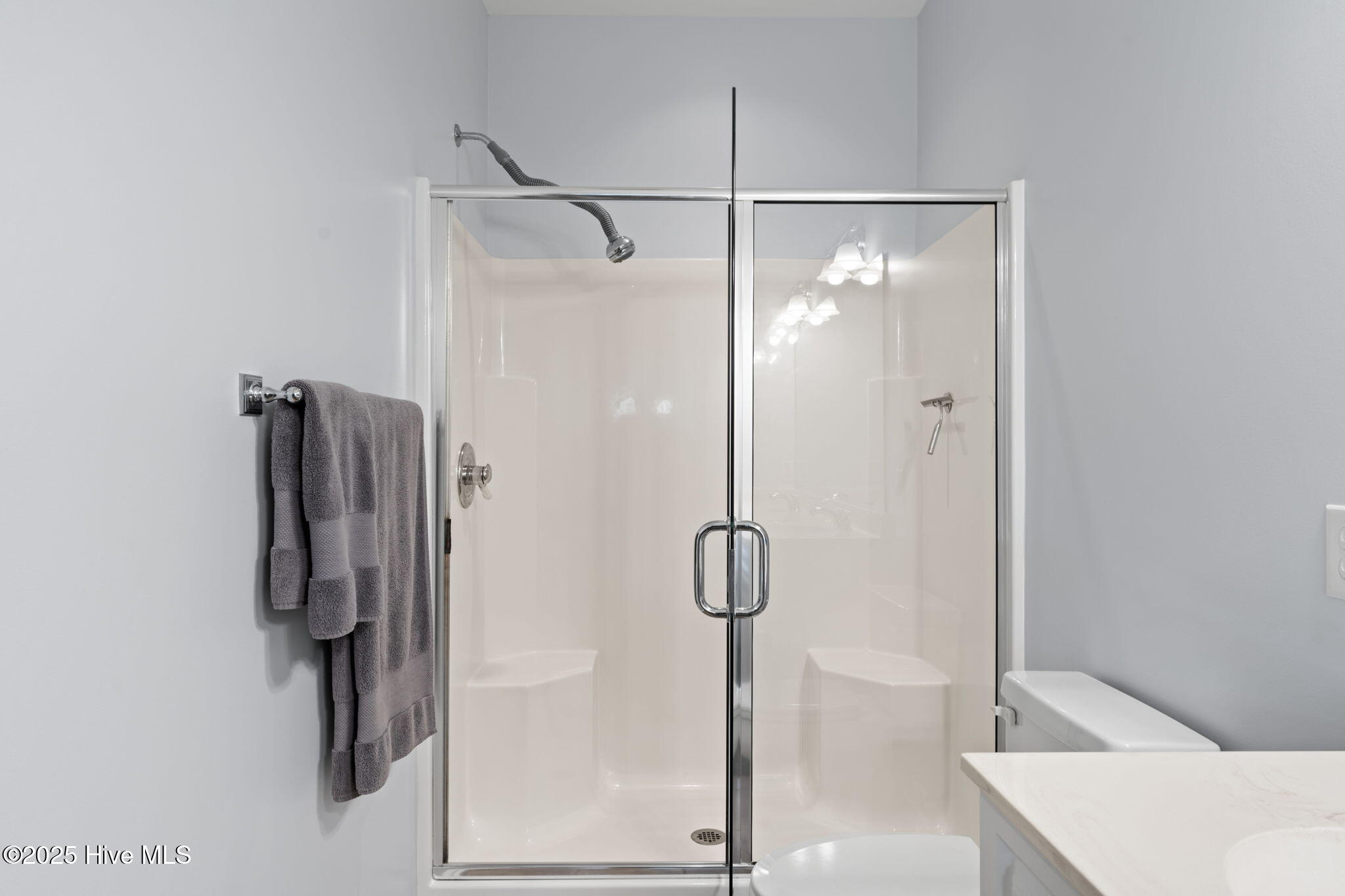 100534473 | Photo 23