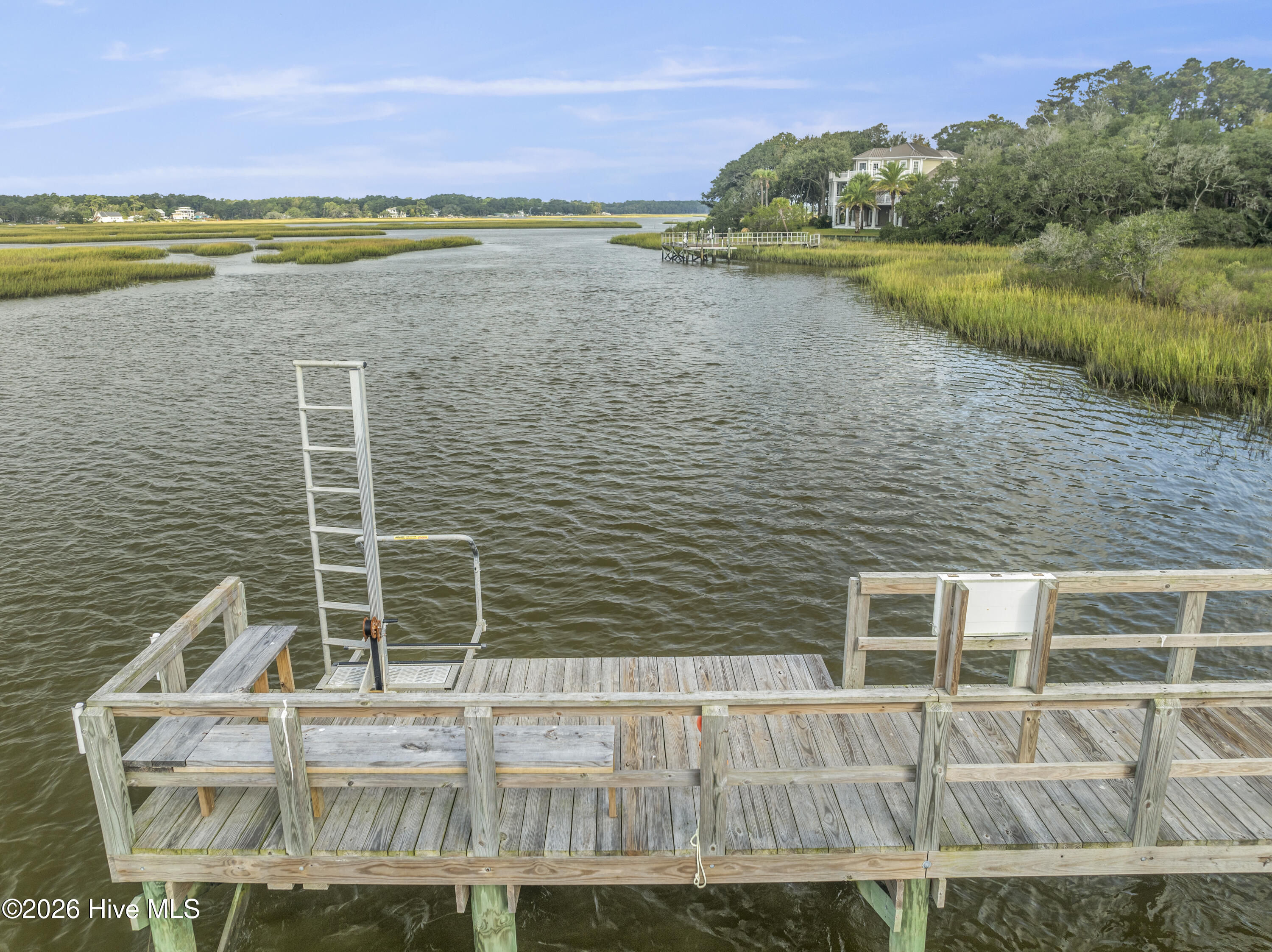 100558388 | Photo 17