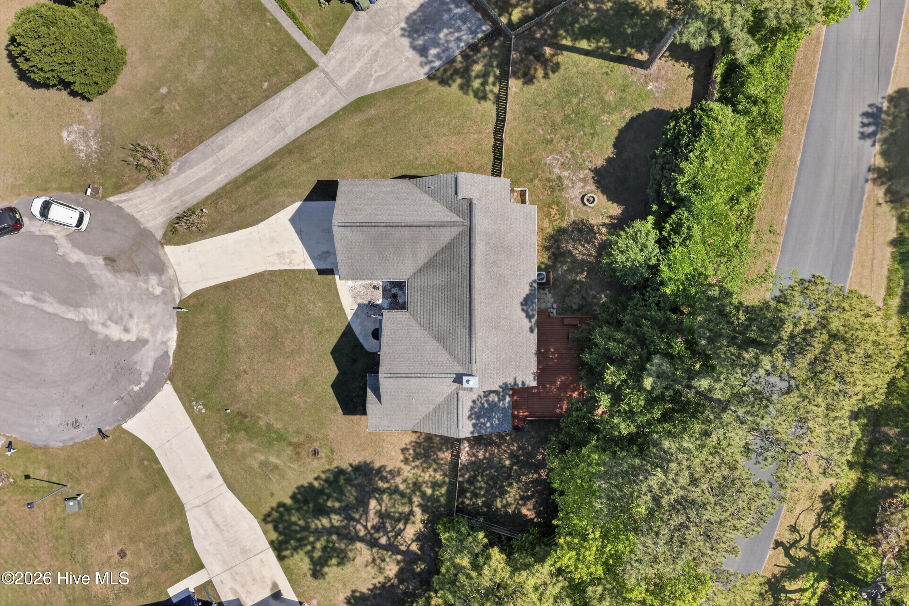 100570330 | Photo 44