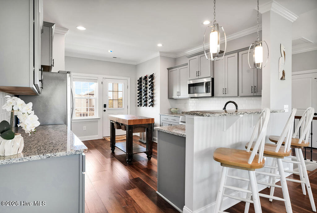 100566237 | Photo 28