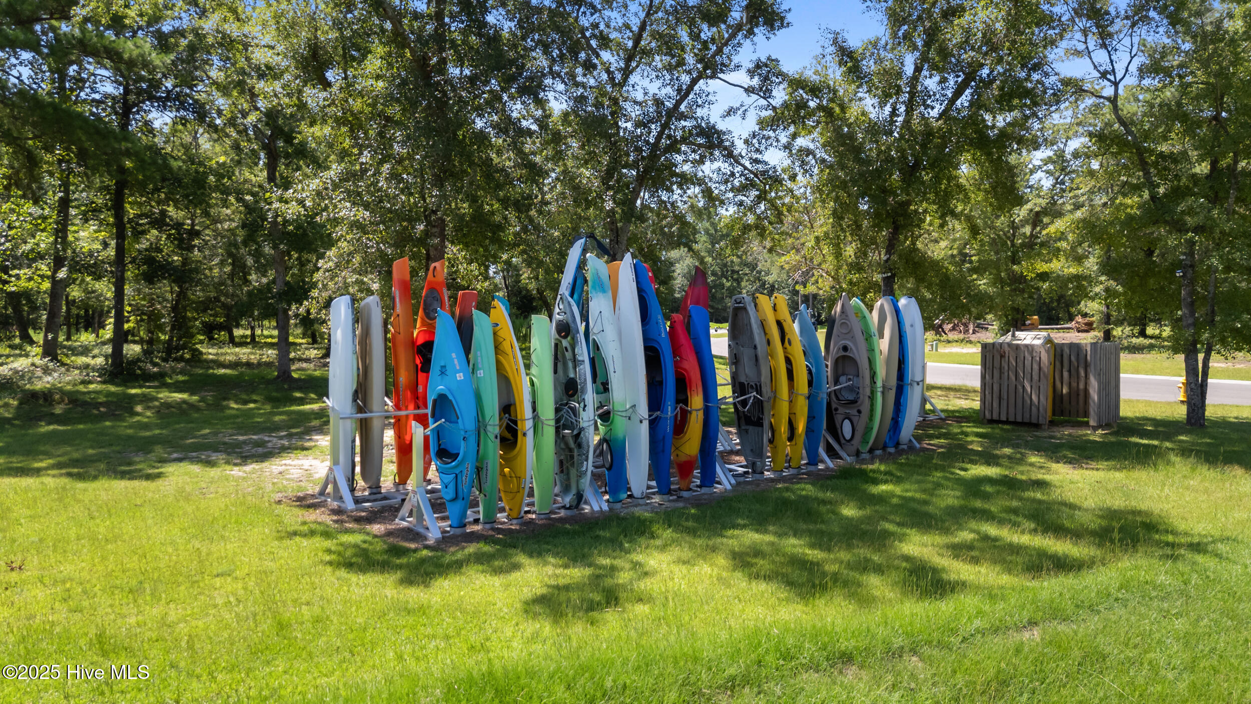 100520337 | Photo 66