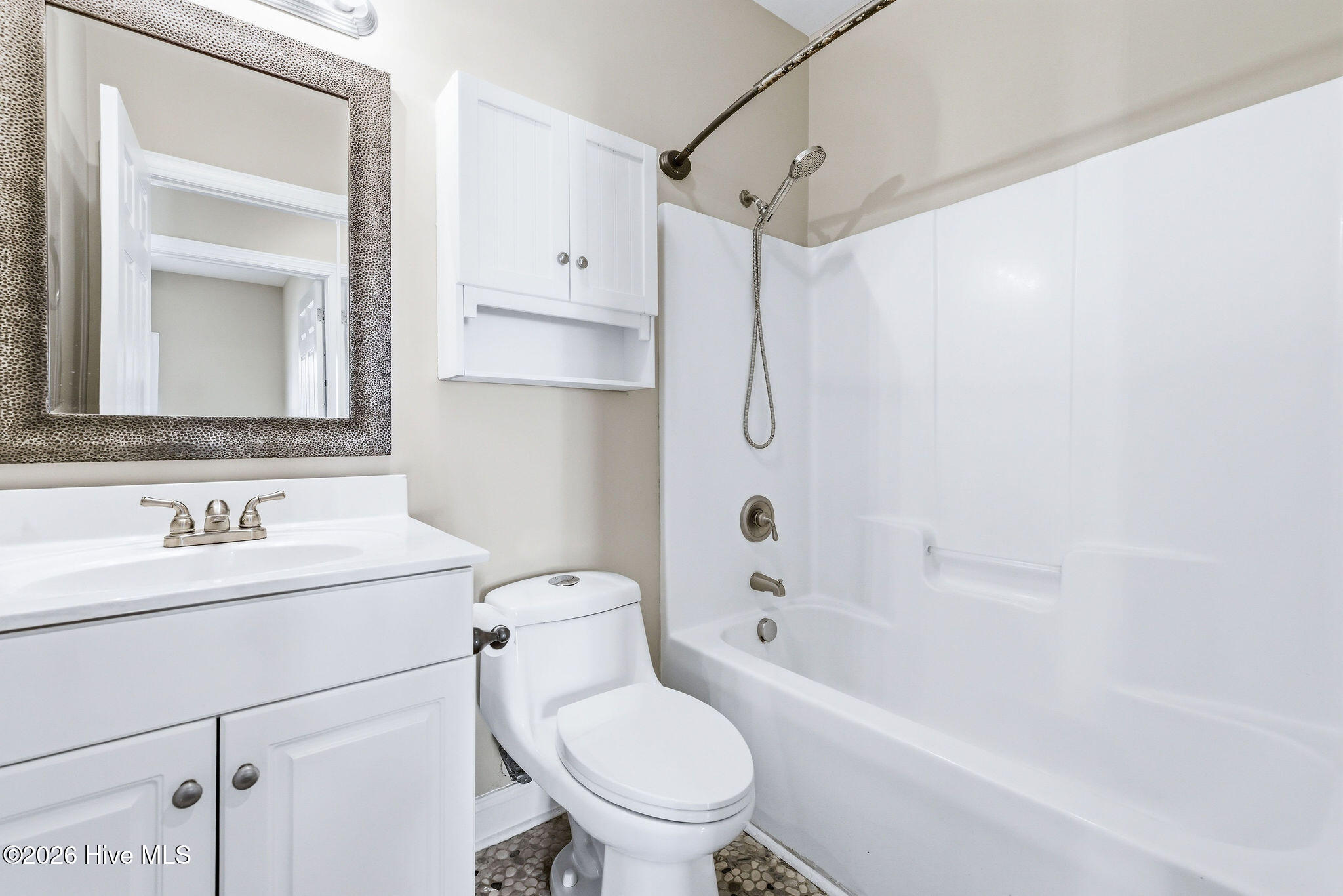 100559674 | Photo 24