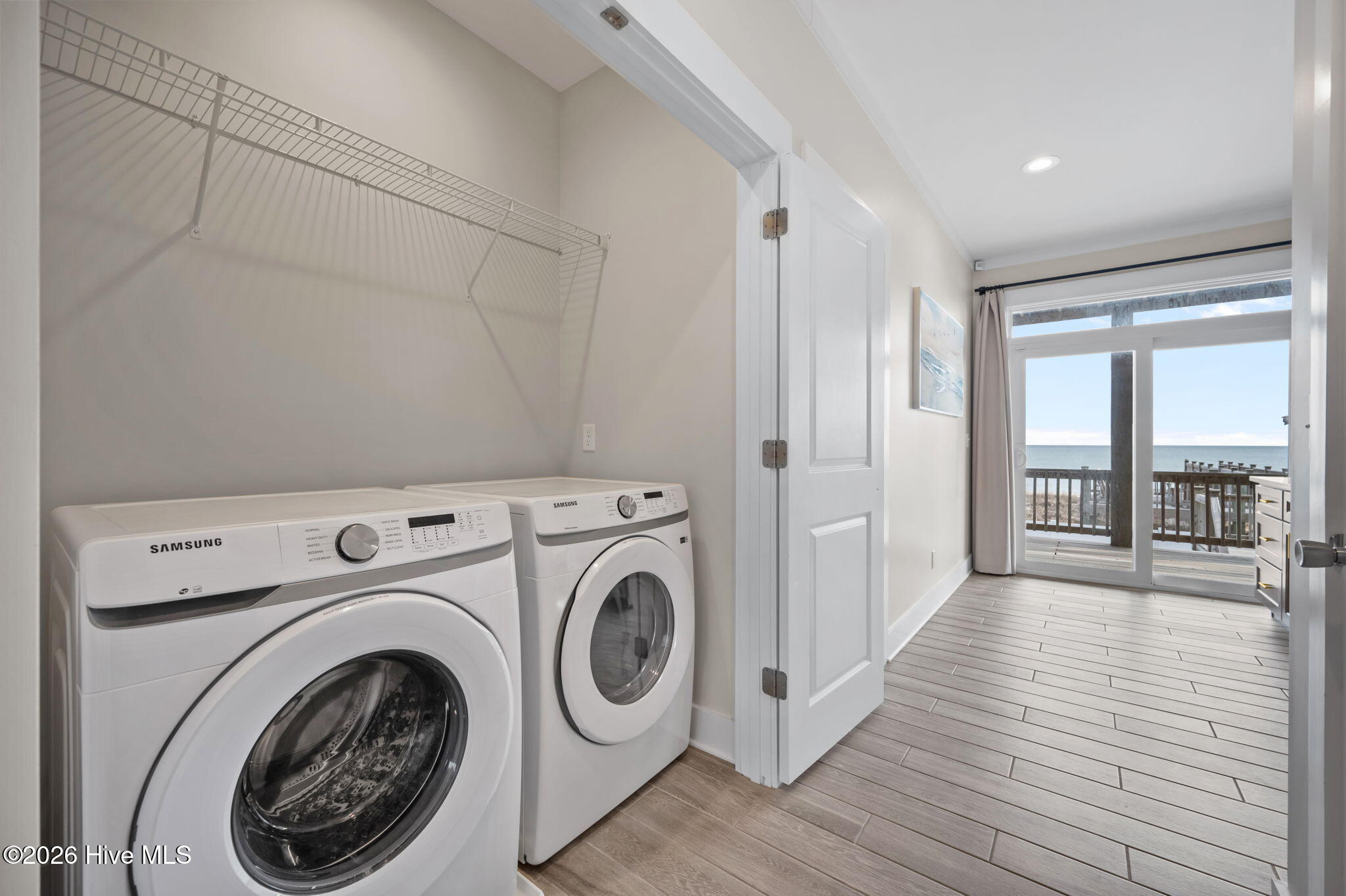 100555174 | Photo 45