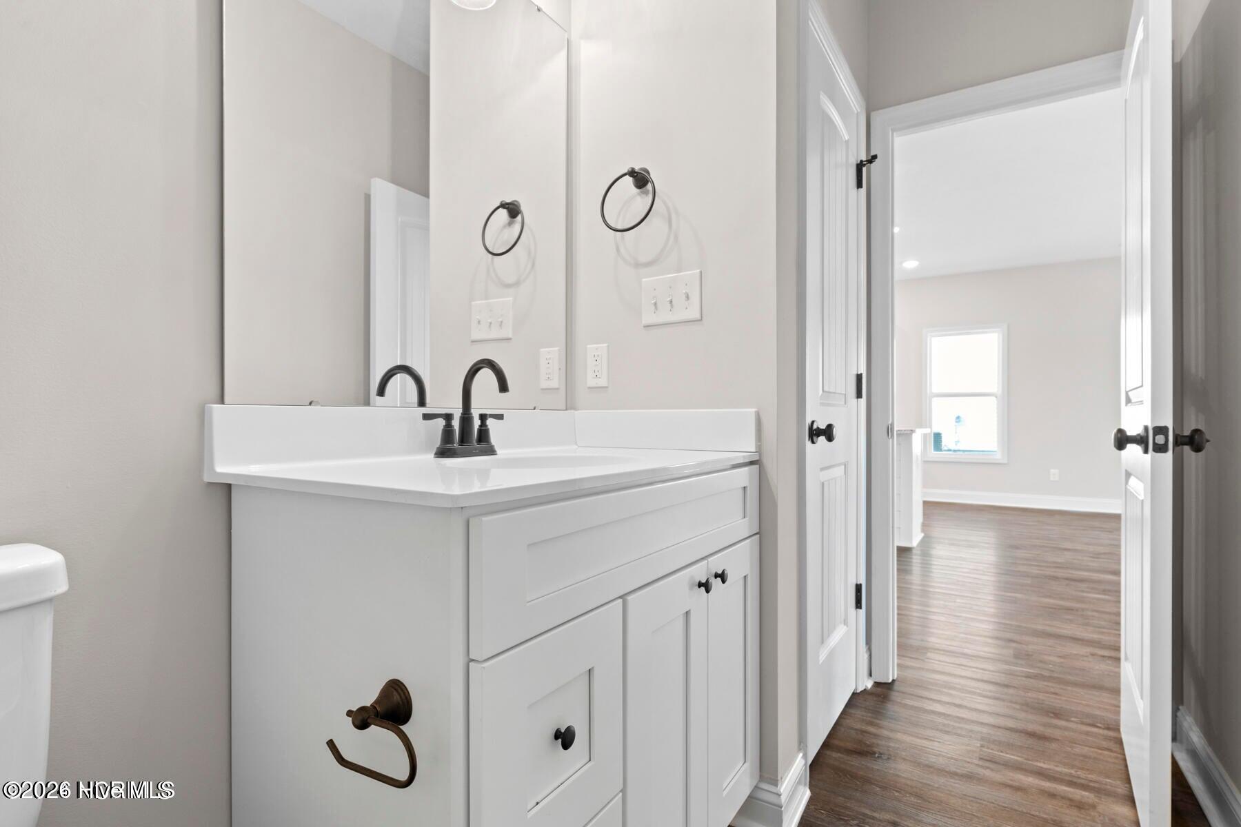 100559232 | Photo 20