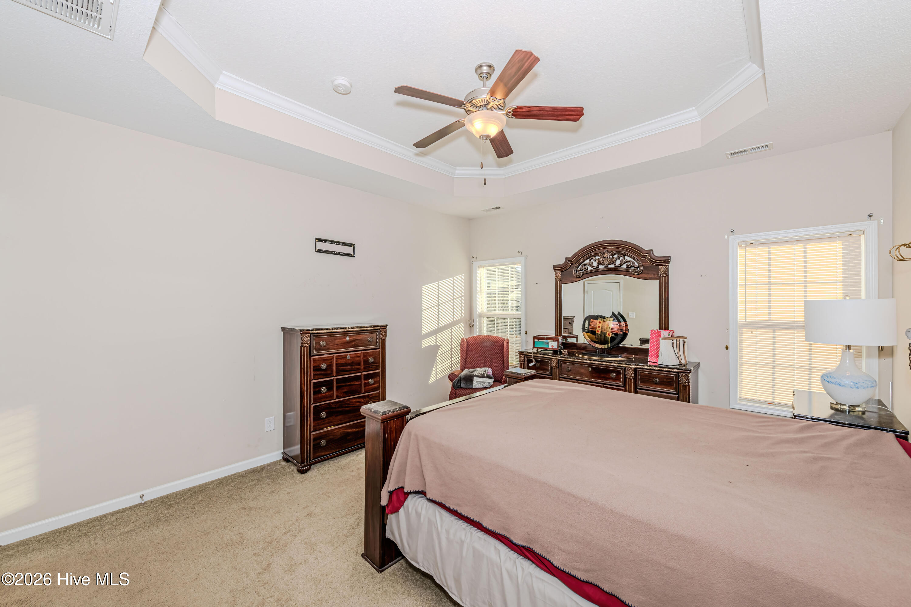 100549847 | Photo 57