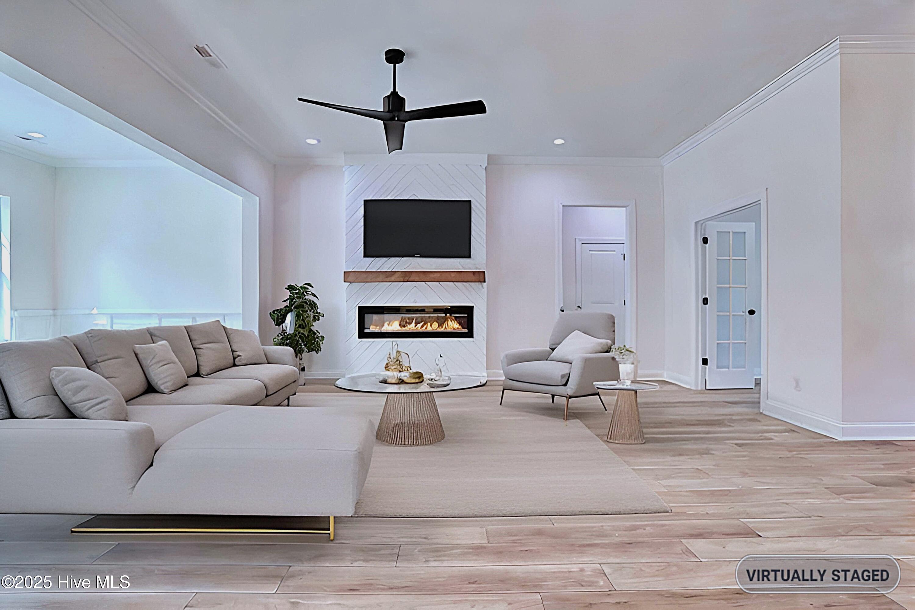 100499257 | Photo 19