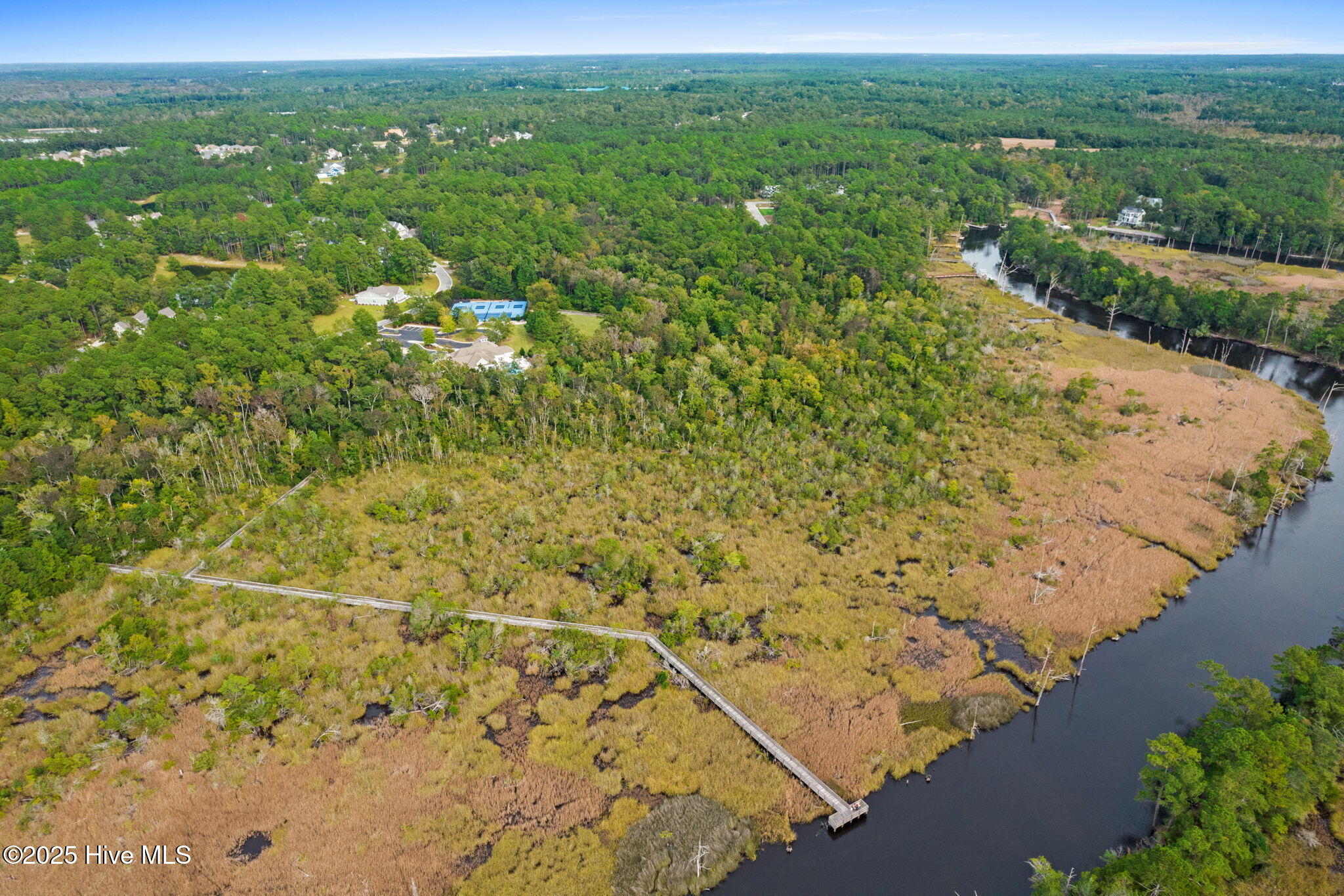 100546300 | Photo 59