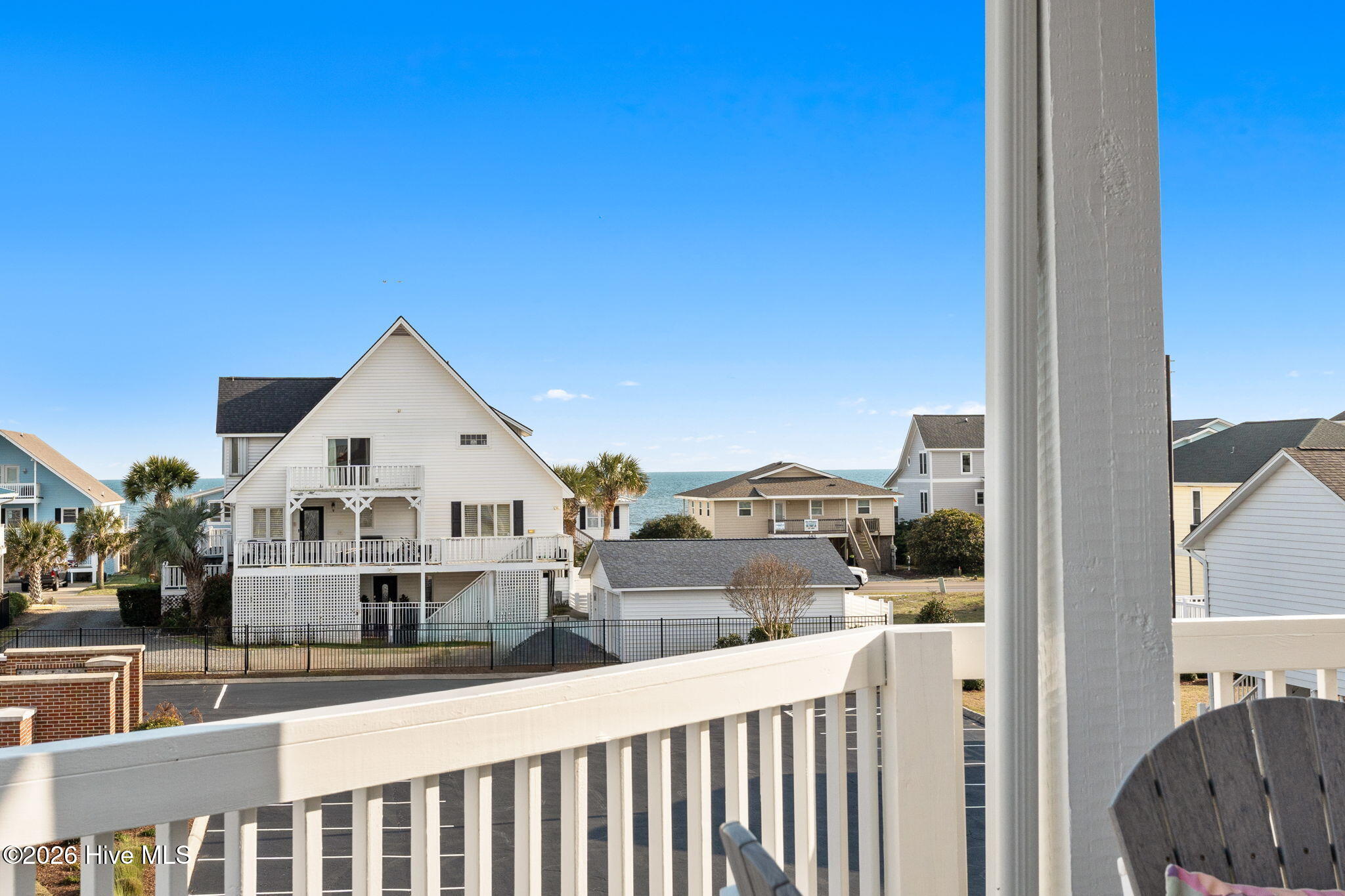 100561633 | Photo 54